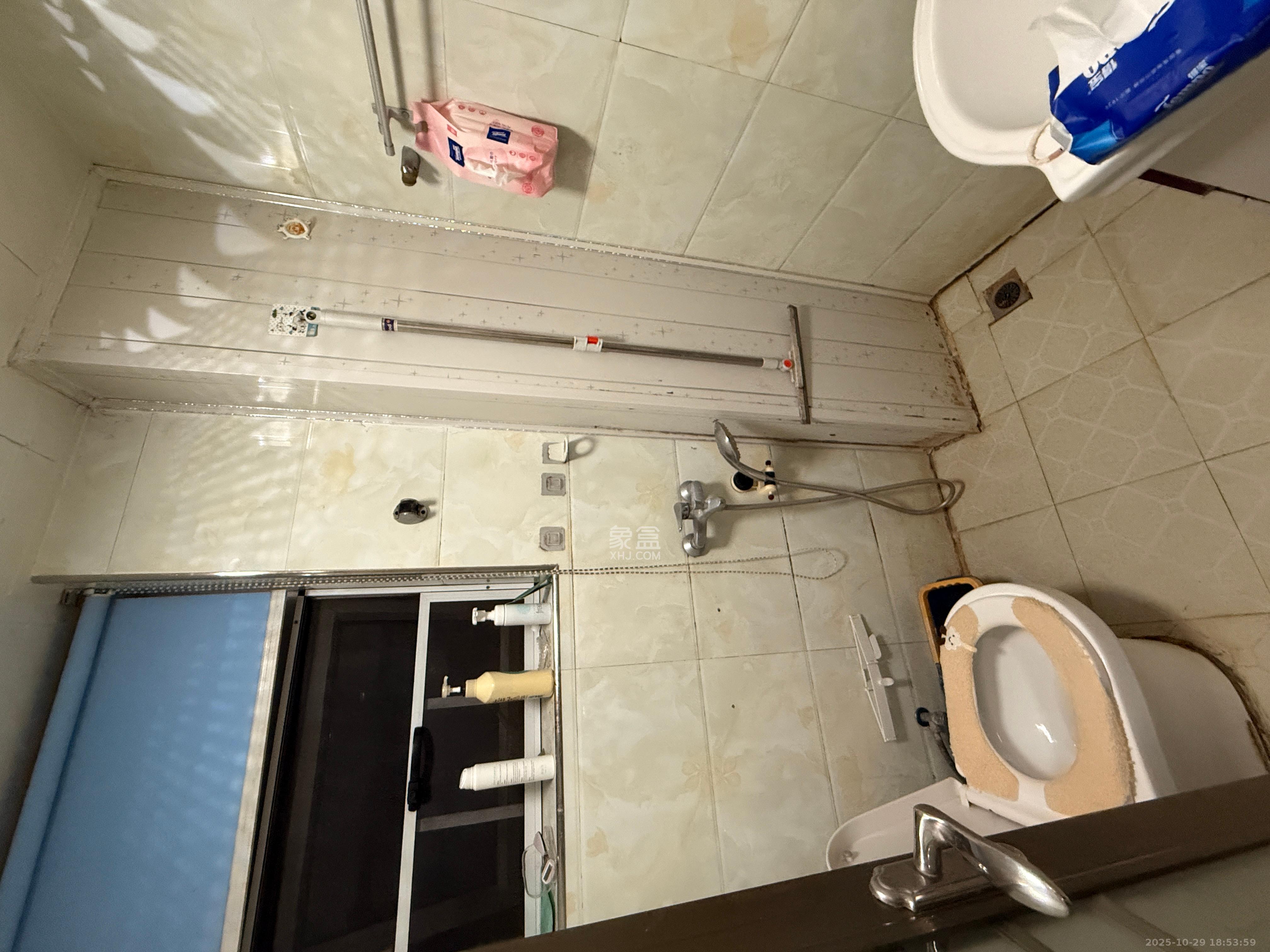 凯通国际城（凯通朝庭）  2室1厅1卫    2000.0元/月室内图