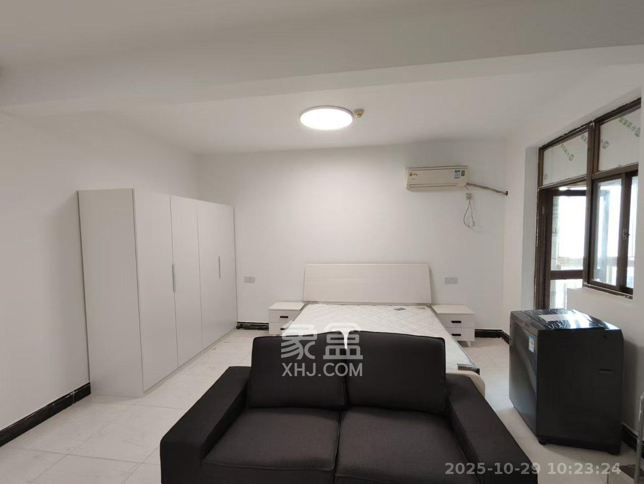 芙蓉同发  1室1厅1卫    2000.0元/月