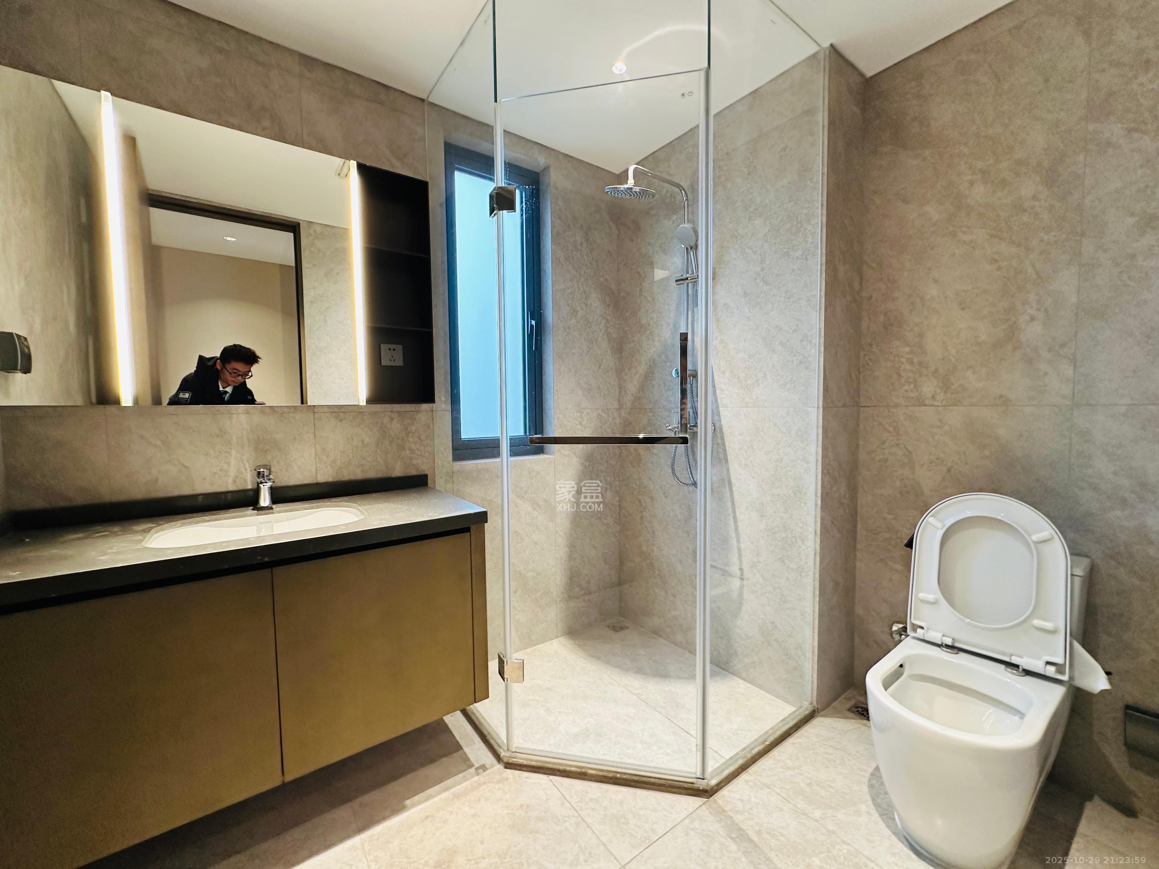 长沙悦府（华润万象城）  4室2厅1卫    14000.0元/月室内图