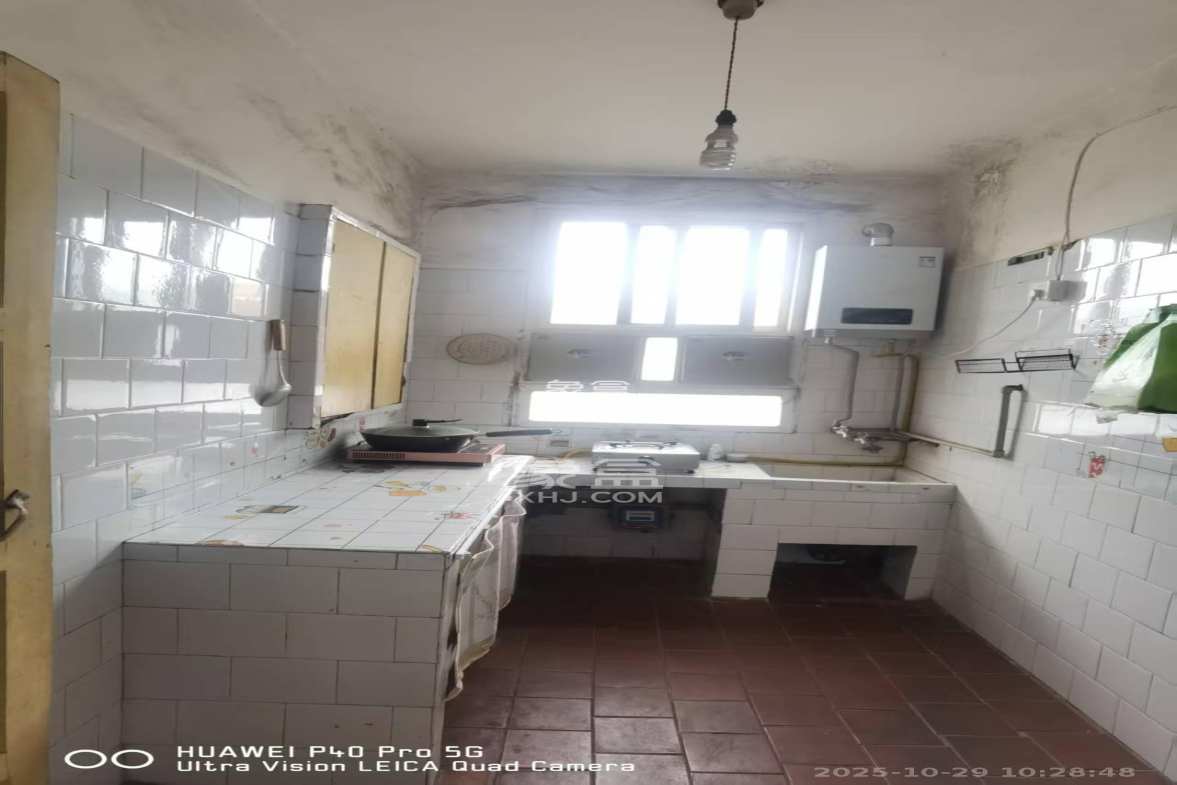 长坡社区 1室1厅1卫 1100.0元/月 长坡社区 1室1厅1卫 1100.0元/月室内图