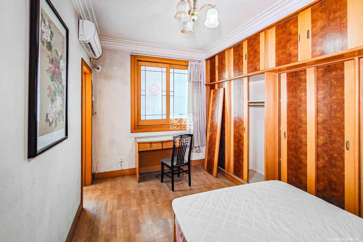 电信308 2室2厅1卫 2600.0元/月 电信308 2室2厅1卫 2600.0元/月室内图