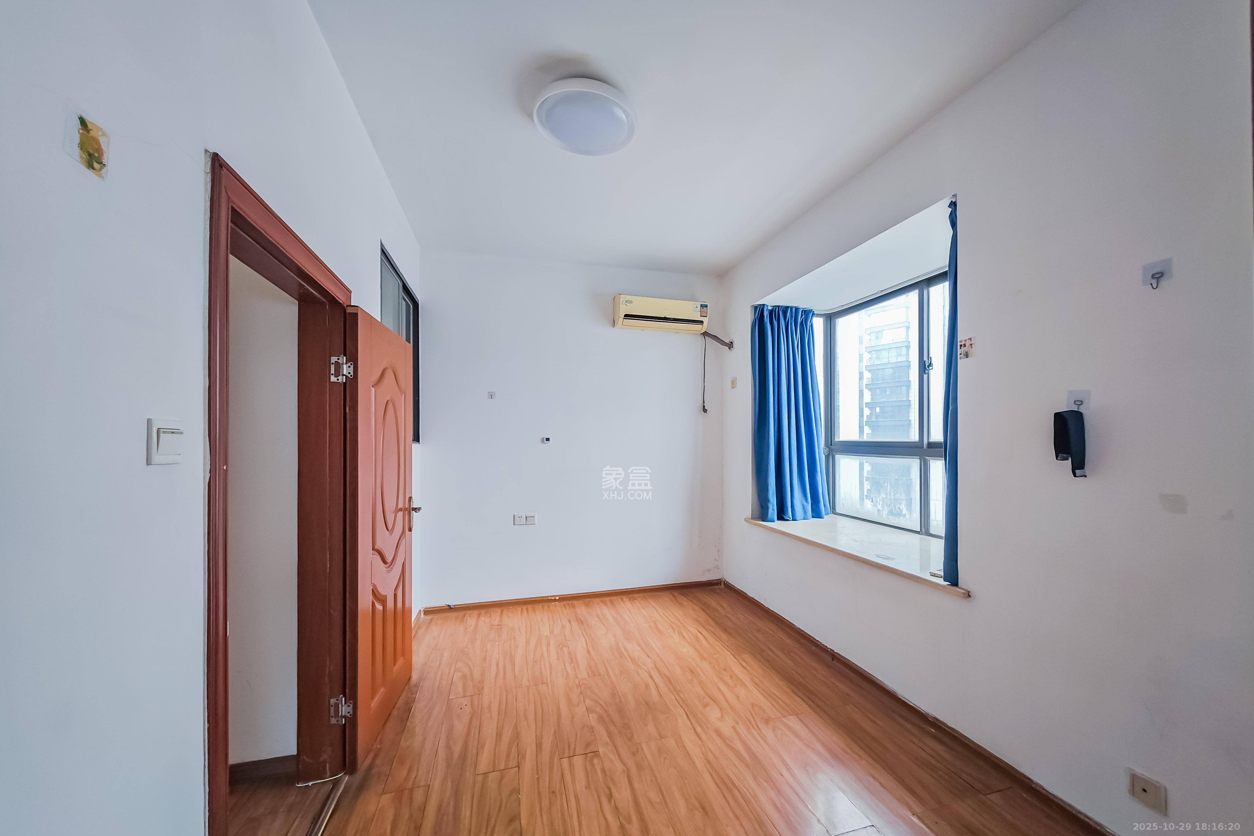 万树丹堤  2室1厅1卫    66.0万其他