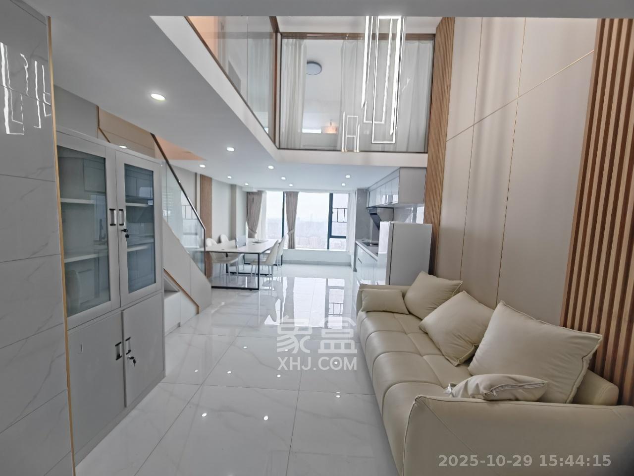 京武浪琴山三期（京武中心）  2室1厅1卫    3200.0元/月室内图