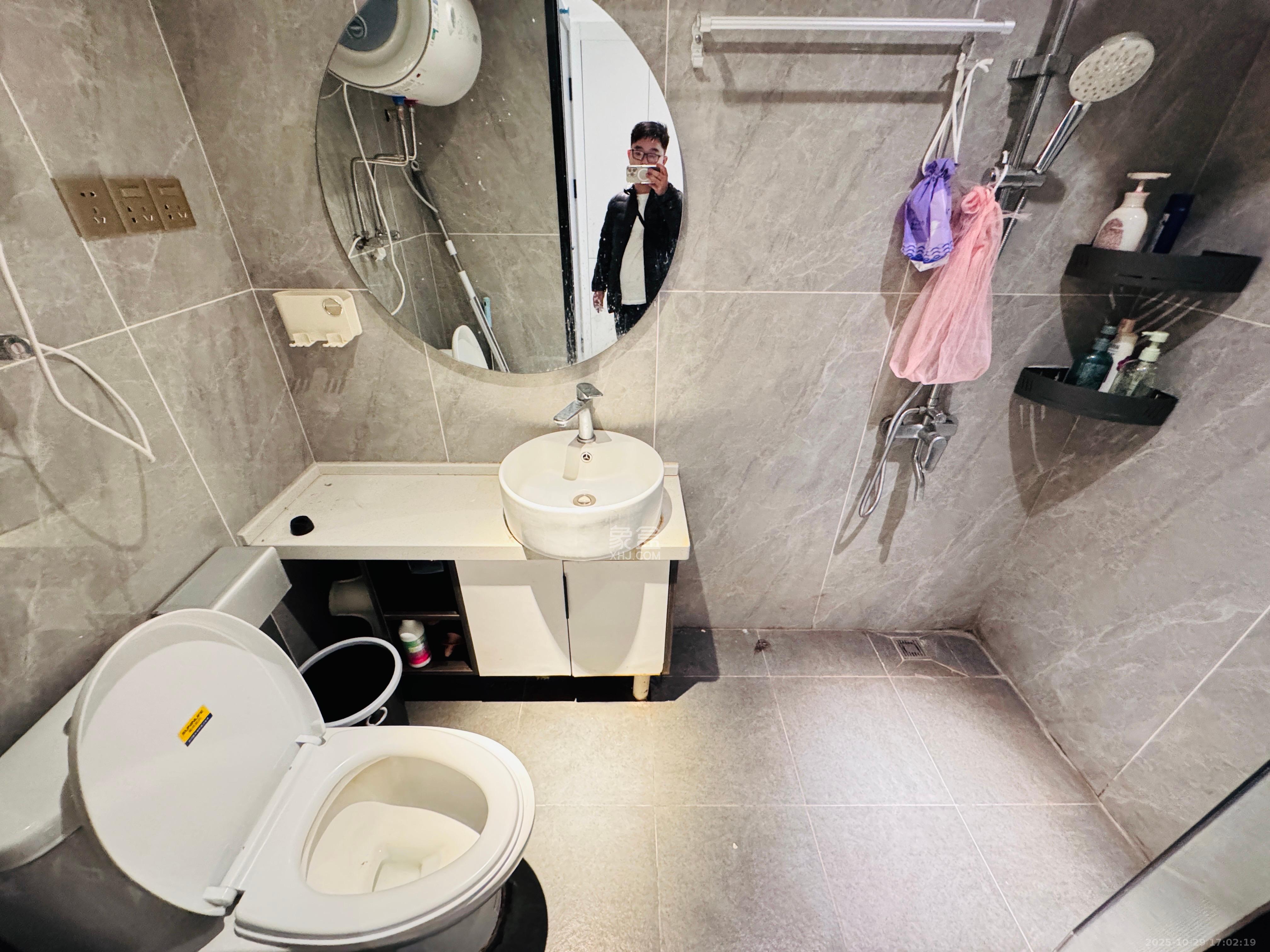 金地中交麓谷香颂(金地中交雅苑) 1室0厅0卫 1500.0元/月 金地中交麓谷香颂(金地中交雅苑) 1室0厅0卫 1500.0元/月室内图