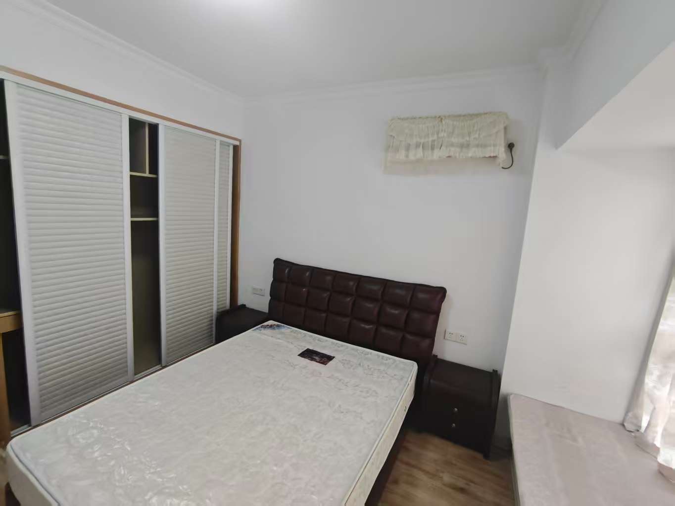 尚书房 2室1厅1卫 1700.0元/月 尚书房 2室1厅1卫 1700.0元/月室内图