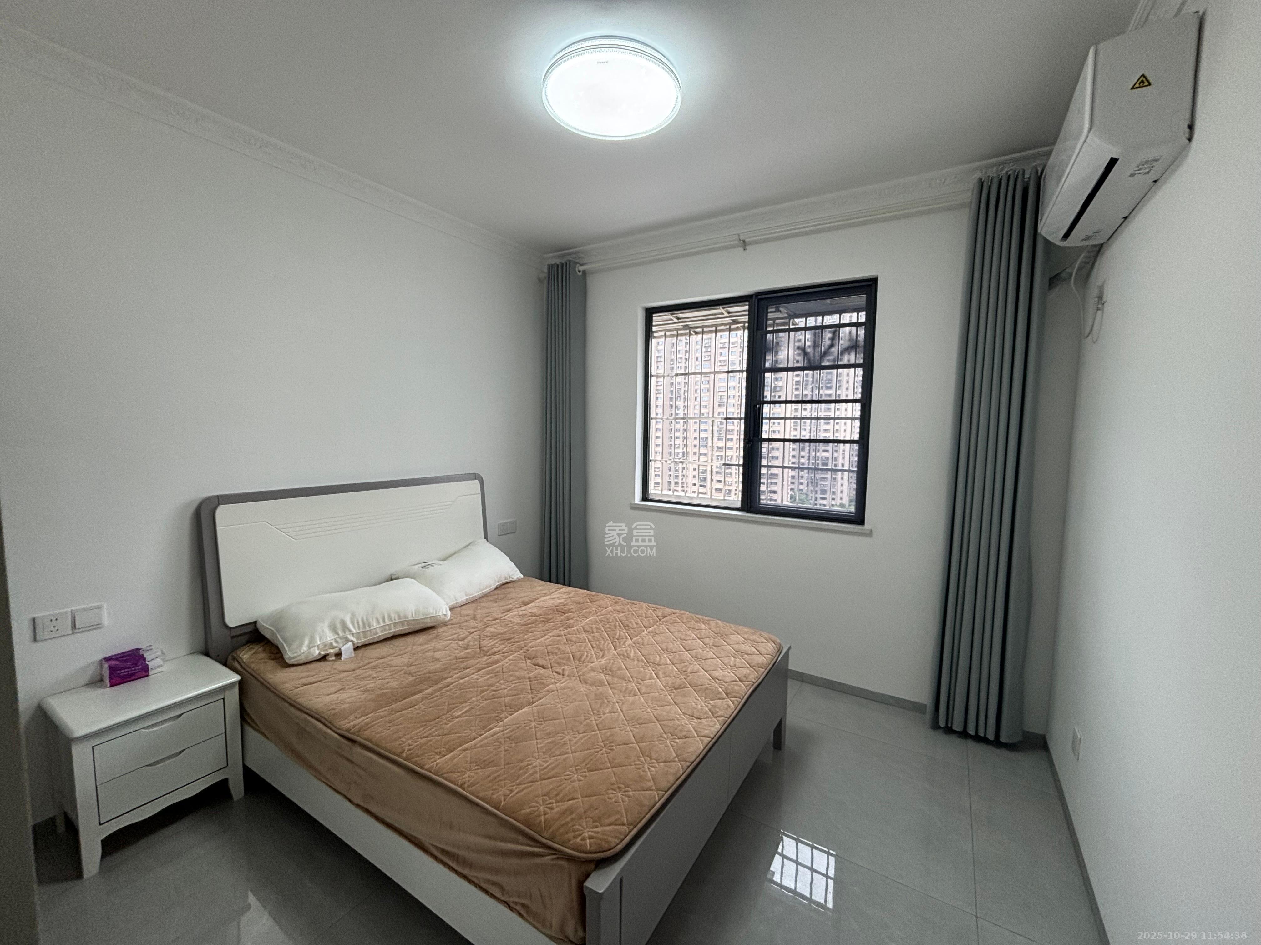 旭日嘉苑  3室2厅2卫    3400.0元/月室内图