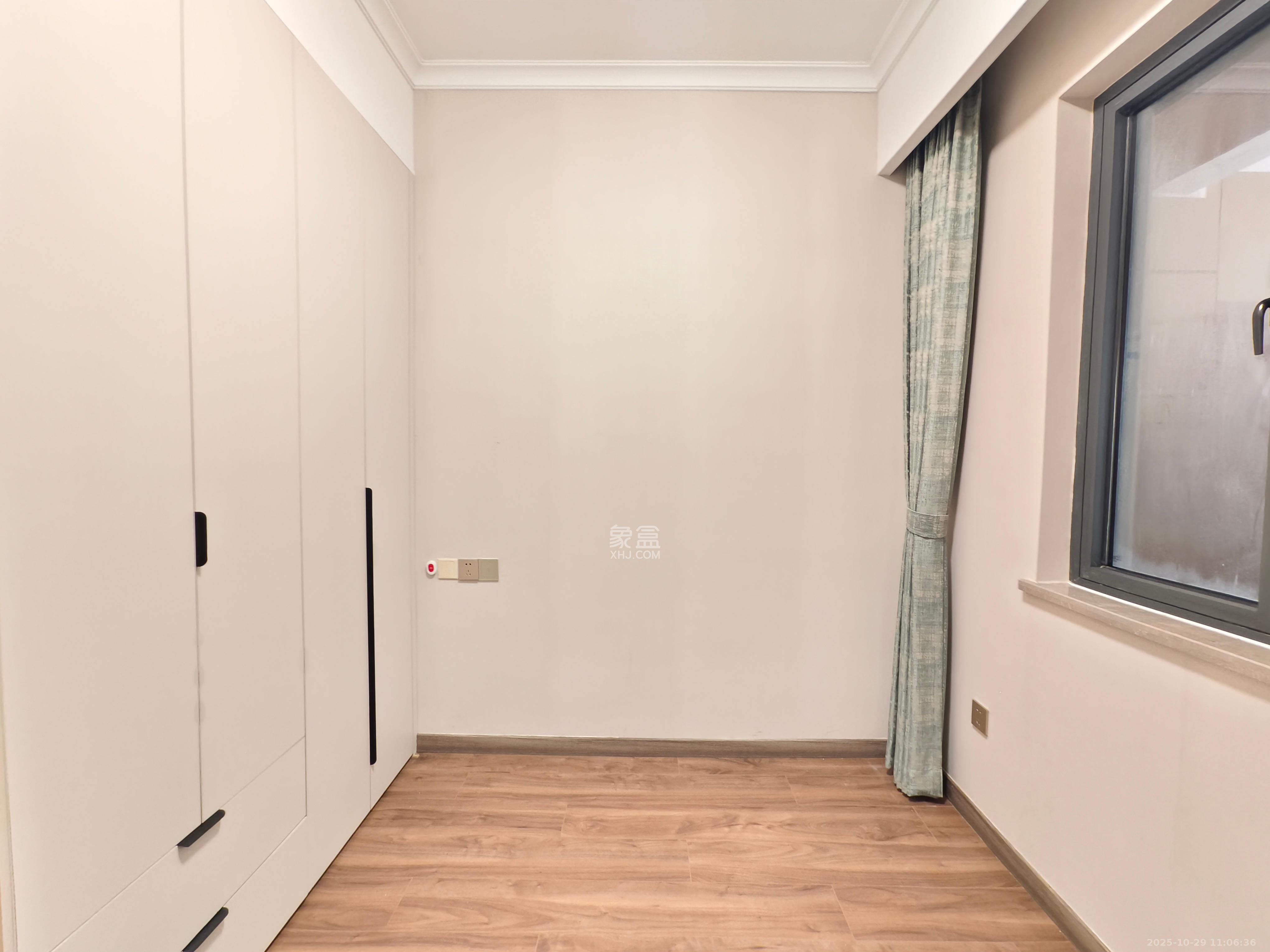 梦想新天地  3室2厅2卫    3000.0元/月室内图