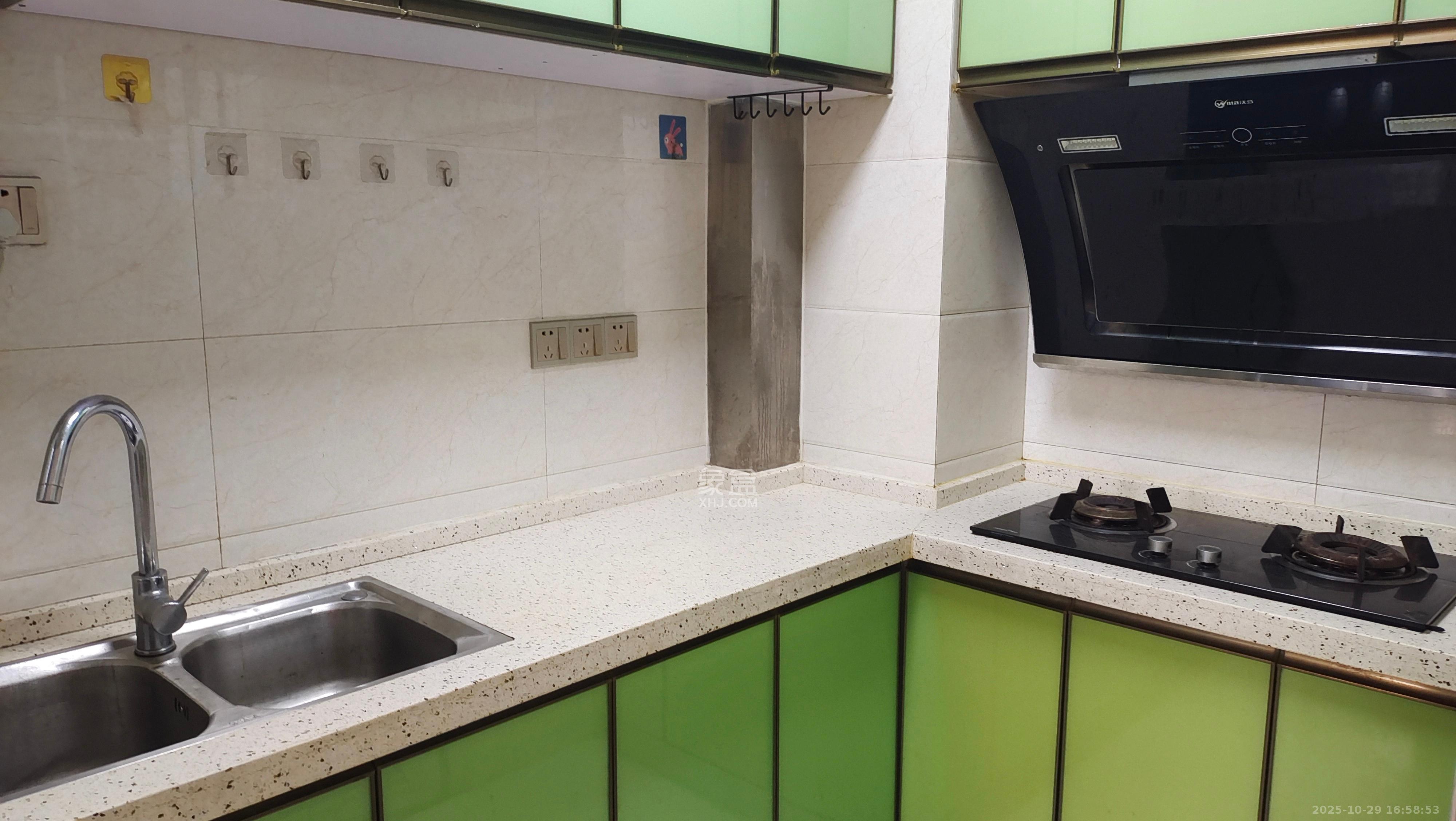 江河双水湾  2室1厅1卫    2100.0元/月室内图