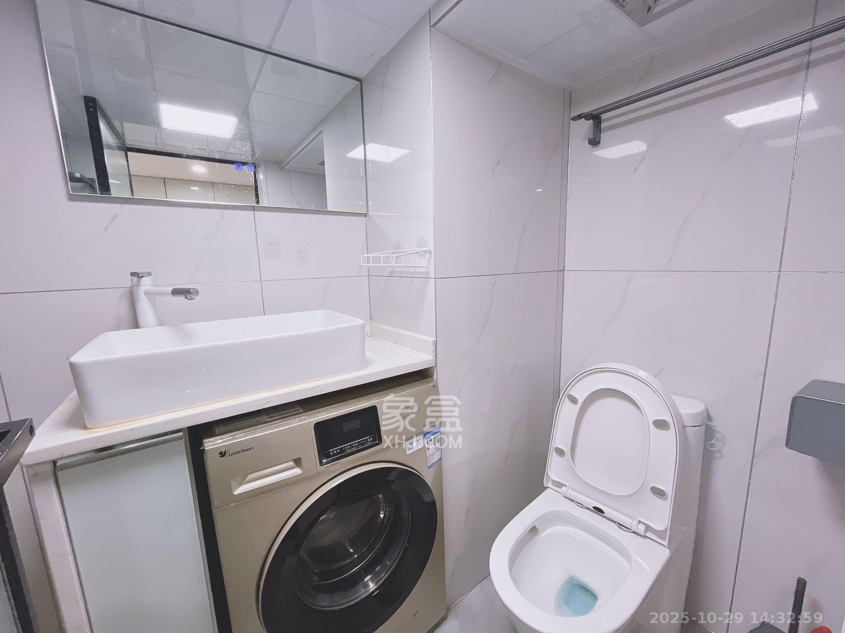 龙湖湘江星座(祺鑫星座公寓)  1室1厅1卫    2000.0元/月 龙湖湘江星座(祺鑫星座公寓)  1室1厅1卫    2000.0元/月室内图