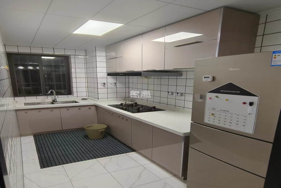 绿地海德公馆 2室1厅1卫 3400.0元/月 绿地海德公馆 2室1厅1卫 3400.0元/月室内图