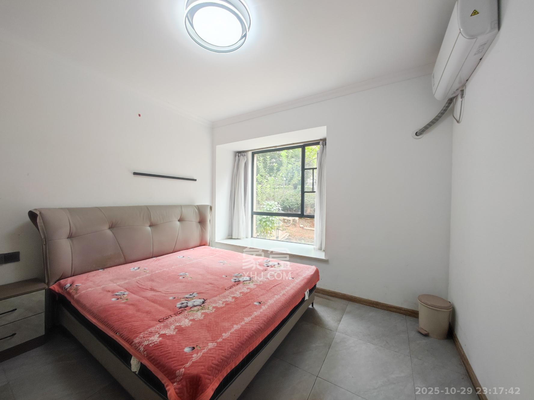 五矿万境蓝山 3室2厅2卫 108.0万 五矿万境蓝山 3室2厅2卫 108.0万卧室