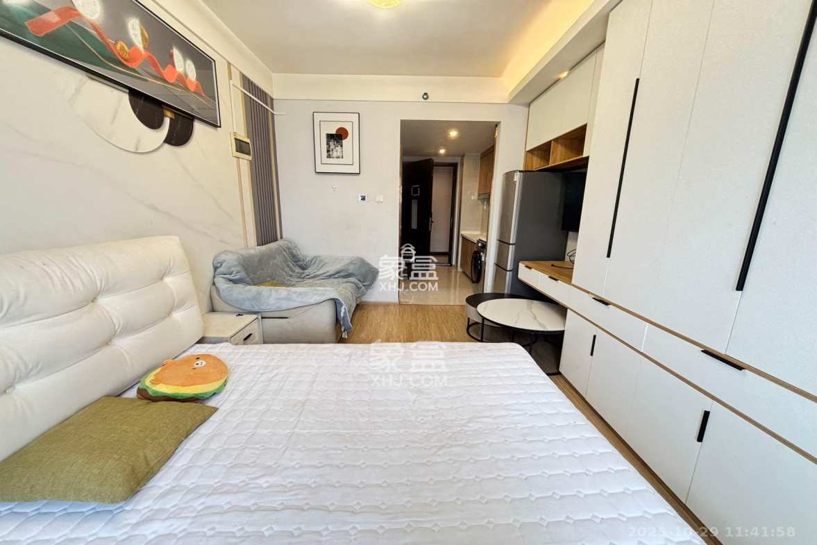 佳兆业云顶都汇 1室1厅1卫 1250.0元/月 佳兆业云顶都汇 1室1厅1卫 1250.0元/月室内图