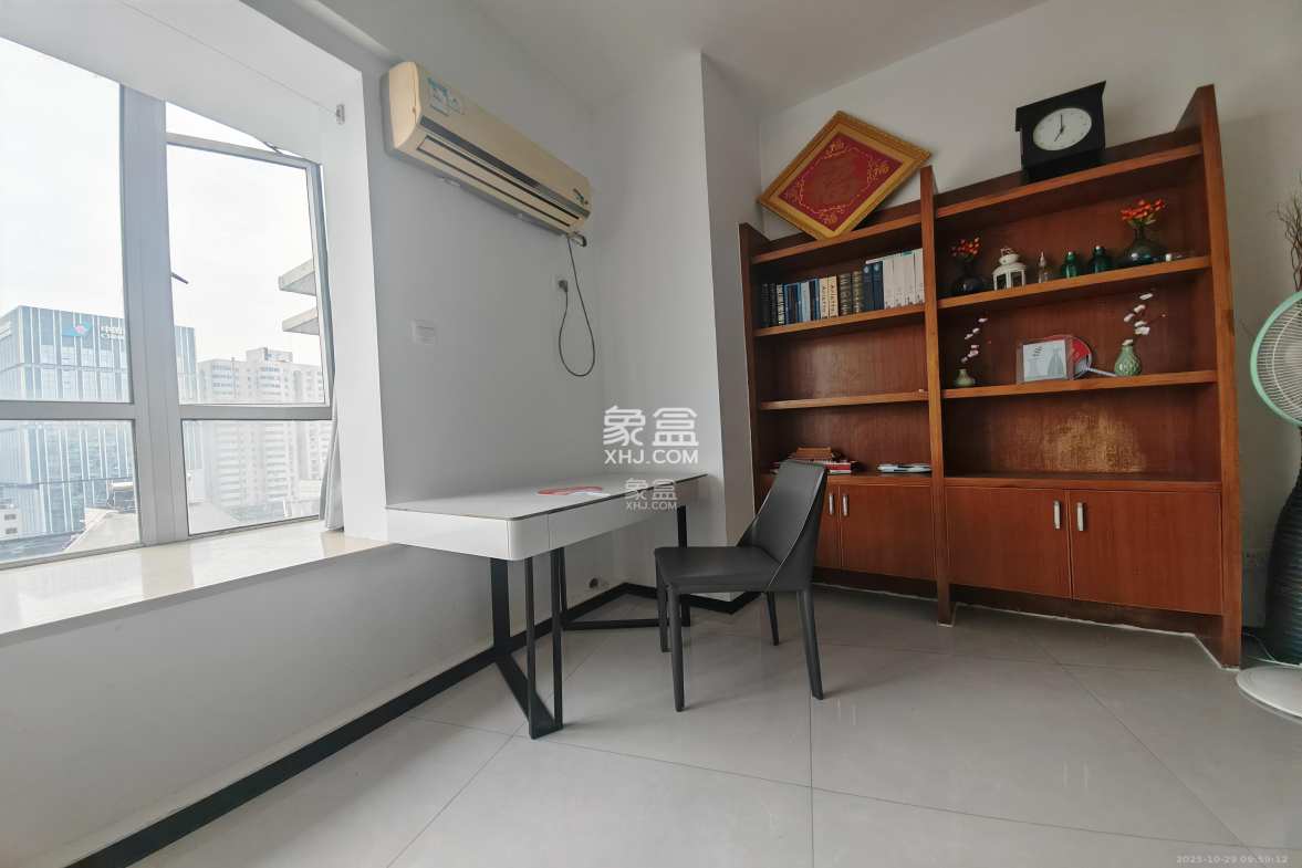 通华天都 1室1厅1卫 1700.0元/月 通华天都 1室1厅1卫 1700.0元/月室内图