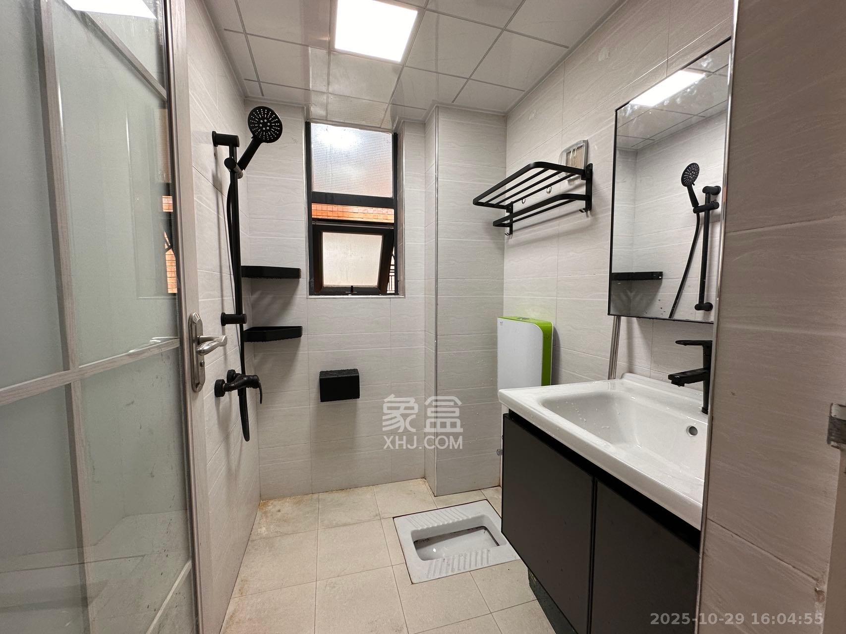 凯通国际城(凯通朝庭) 1室2厅1卫 3680.0元/月 凯通国际城(凯通朝庭) 1室2厅1卫 3680.0元/月室内图