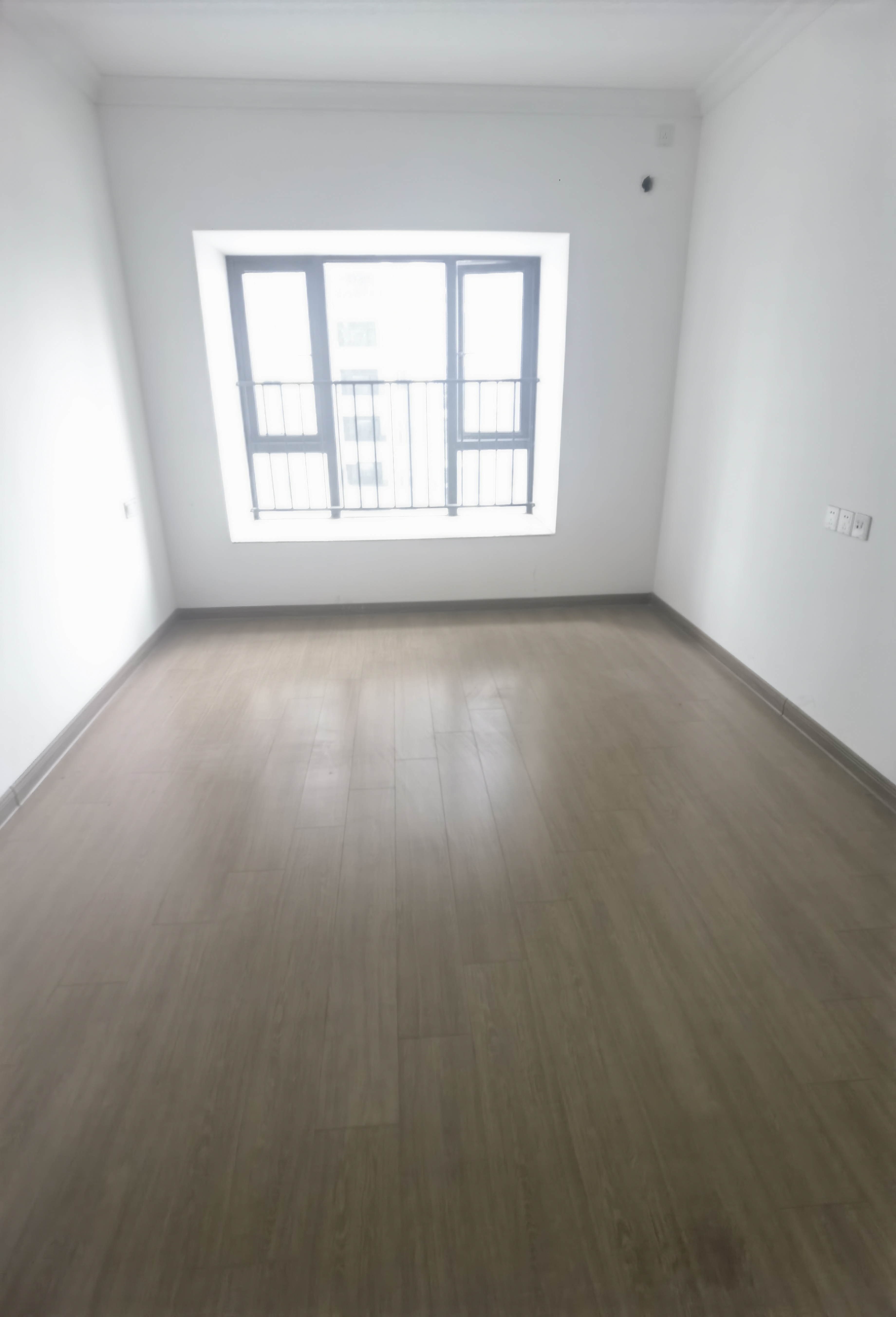 碧桂园正央时代  3室2厅2卫    63.8万客厅