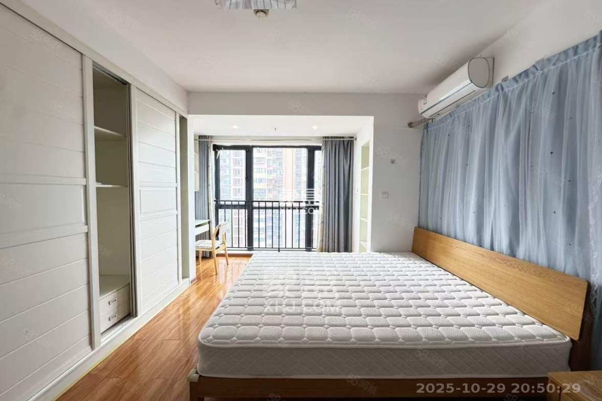 佳兴国际汇 1室1厅1卫 1500.0元/月 佳兴国际汇 1室1厅1卫 1500.0元/月室内图