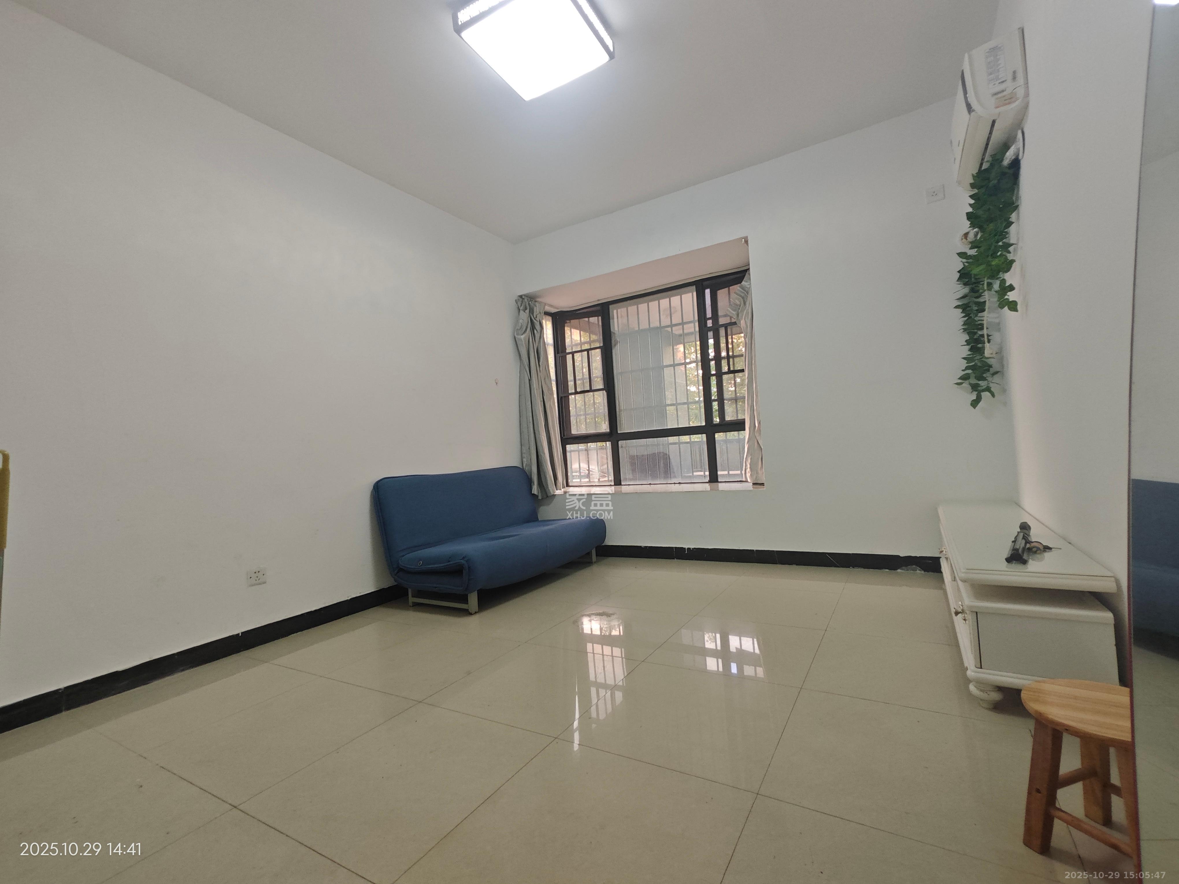 深业睿城  1室1厅1卫    1450.0元/月 深业睿城  1室1厅1卫    1450.0元/月室内图