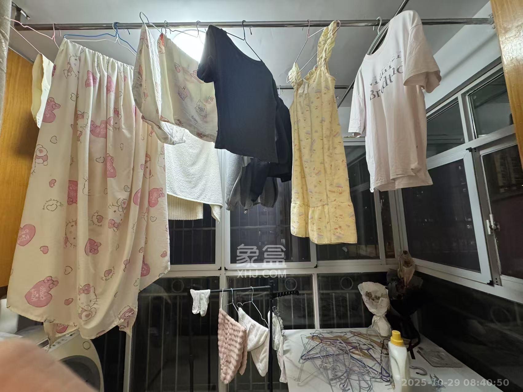 华韵07  2室1厅1卫    2000.0元/月室内图