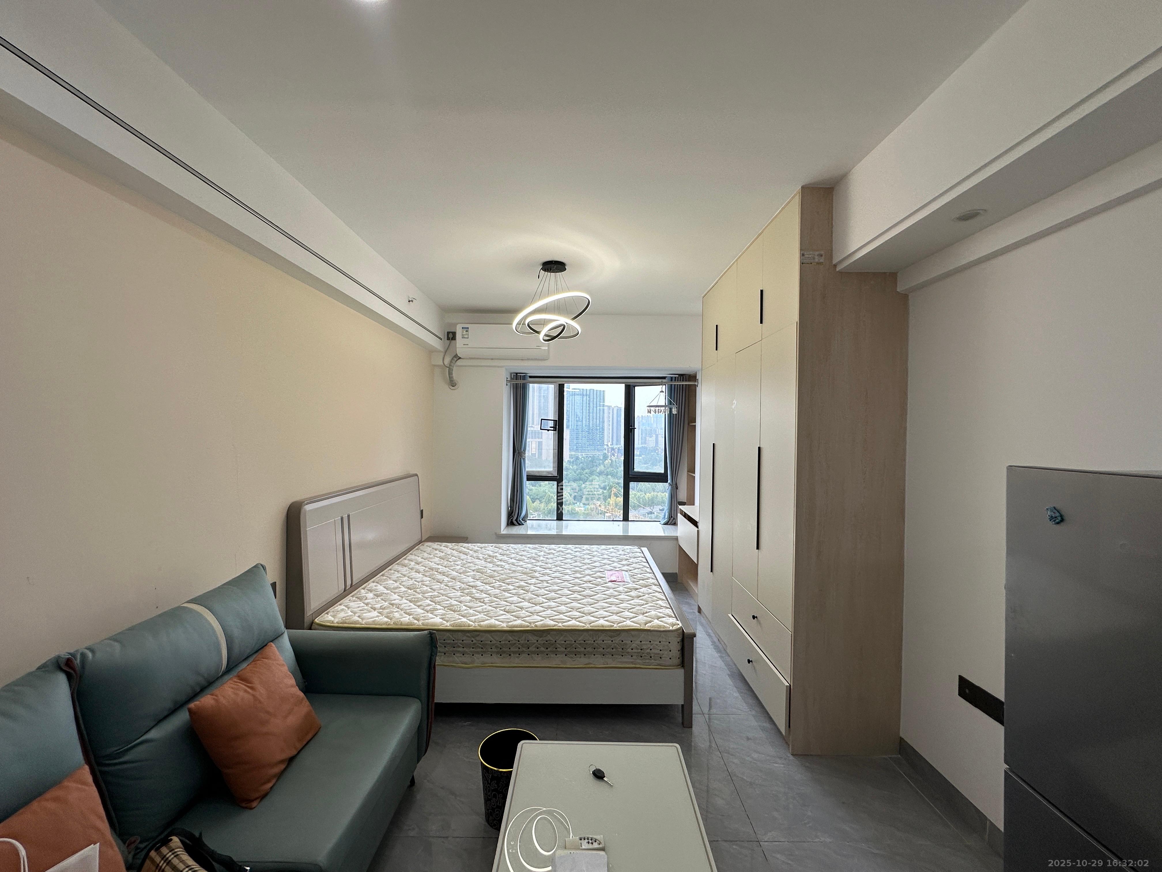 碧桂园印象  1室1厅1卫    1600.0元/月