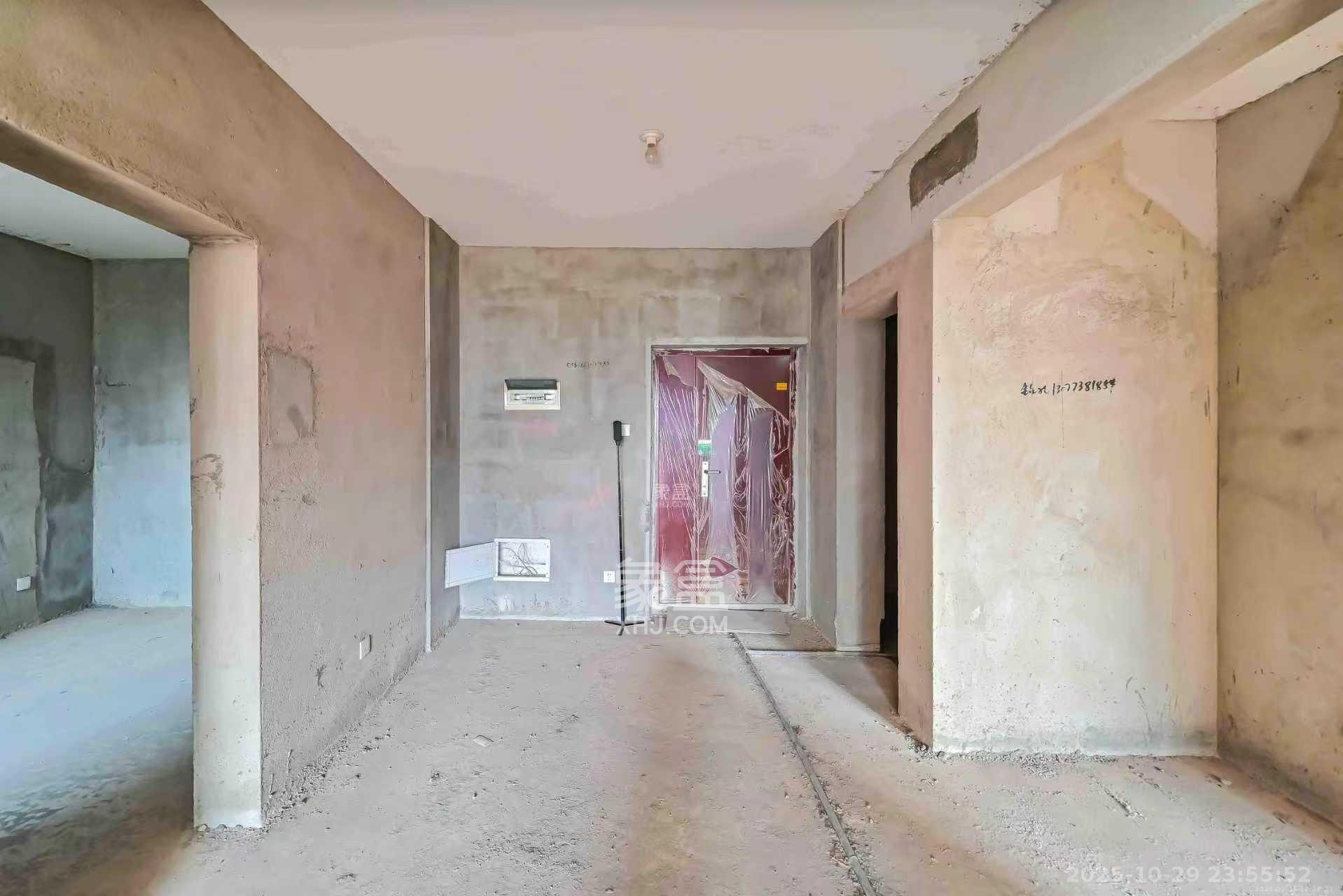 阳光城尚东湾蓝莓苑  3室2厅1卫    1500.0元/月 阳光城尚东湾蓝莓苑  3室2厅1卫    1500.0元/月室内图