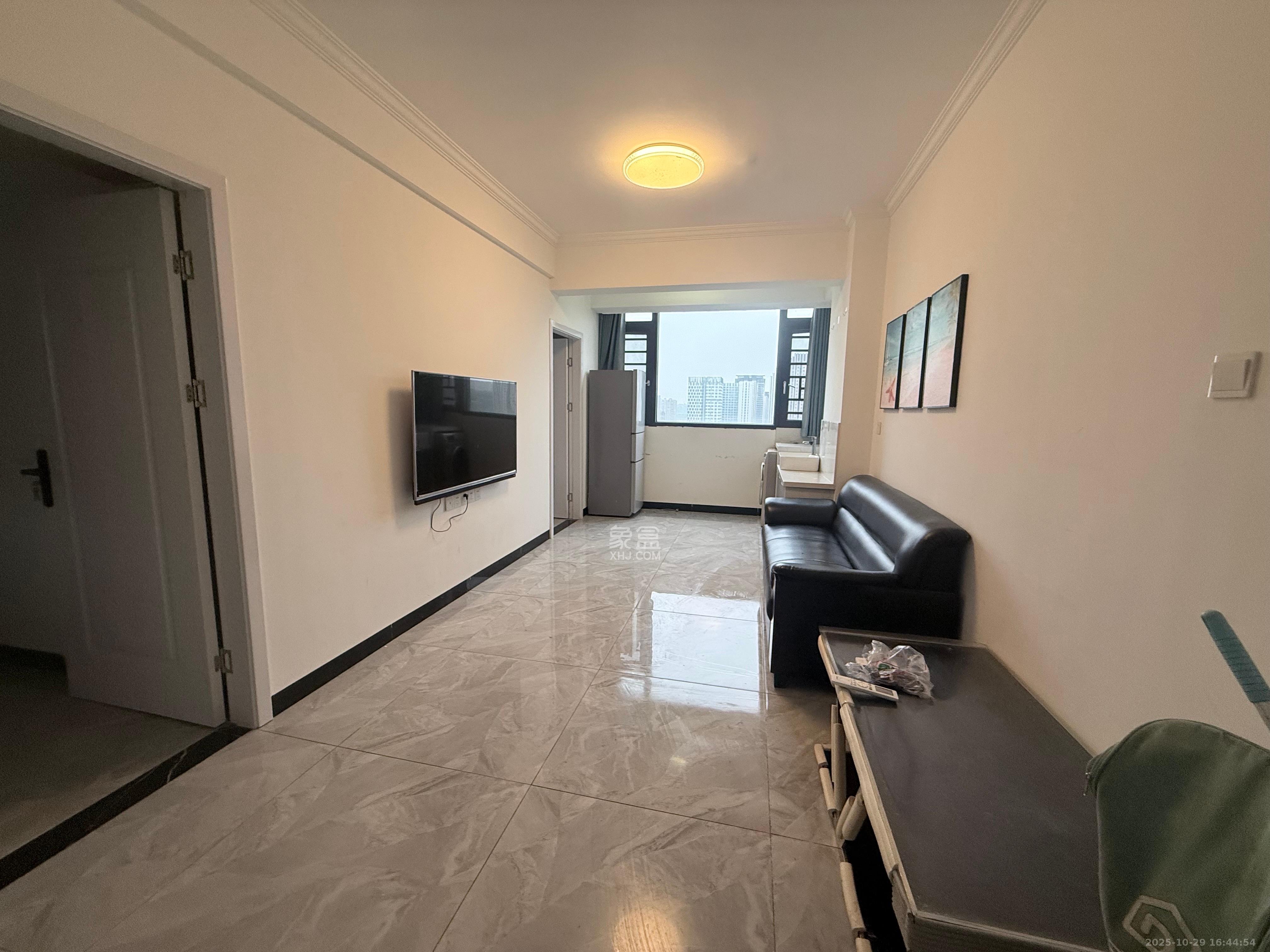 金轮星光名座 2室1厅1卫 2000.0元/月 金轮星光名座 2室1厅1卫 2000.0元/月室内图