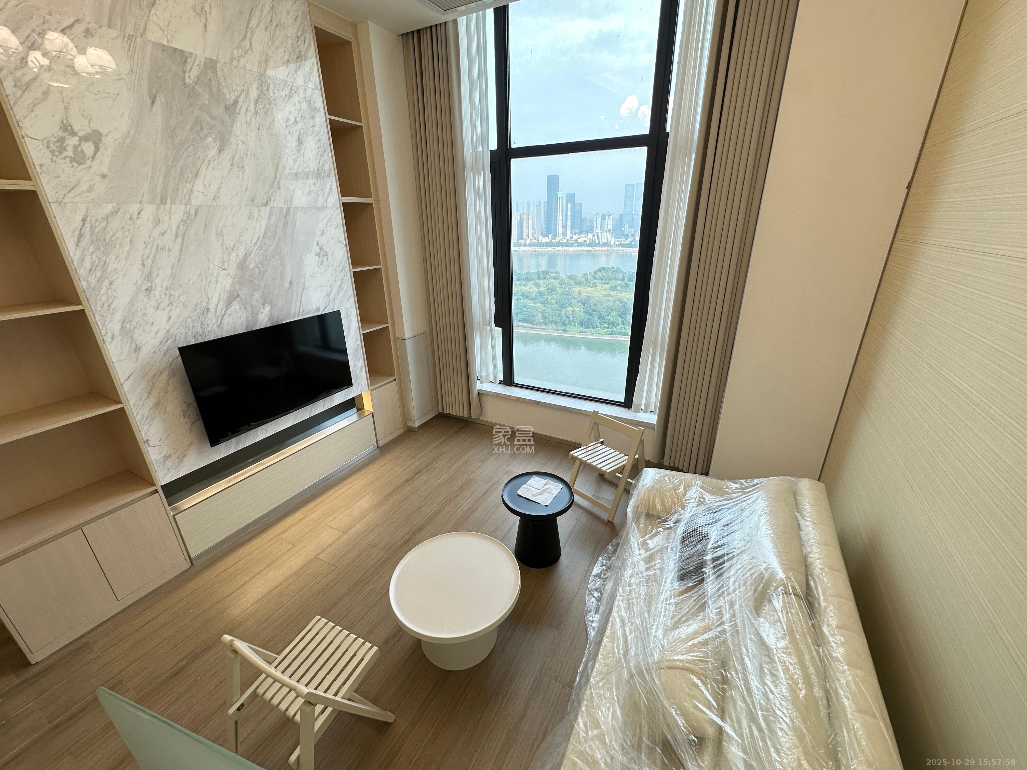 圆泰长沙印  1室1厅1卫    3500.0元/月室内图1