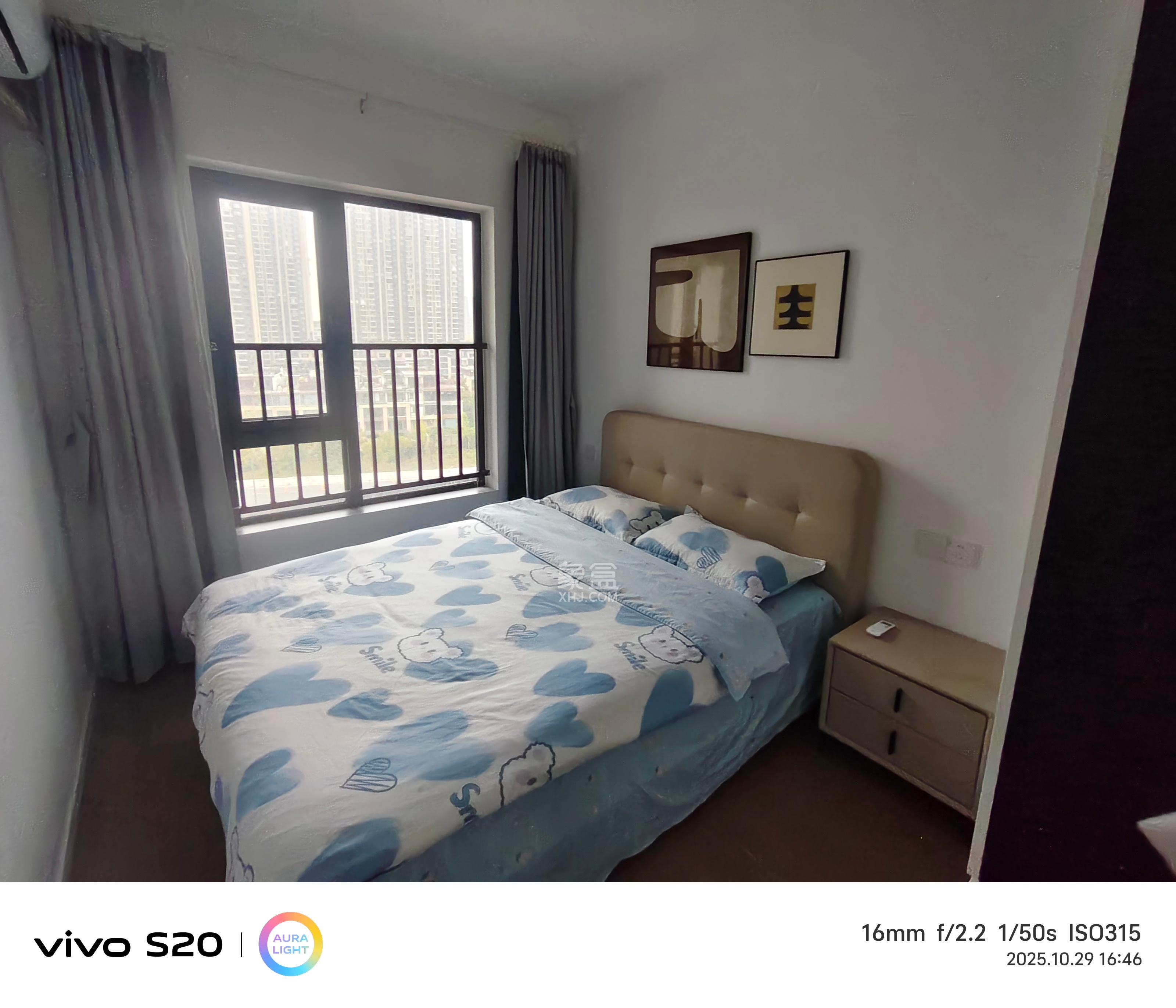 荣盛城 4室2厅2卫 3200.0元/月 荣盛城 4室2厅2卫 3200.0元/月室内图