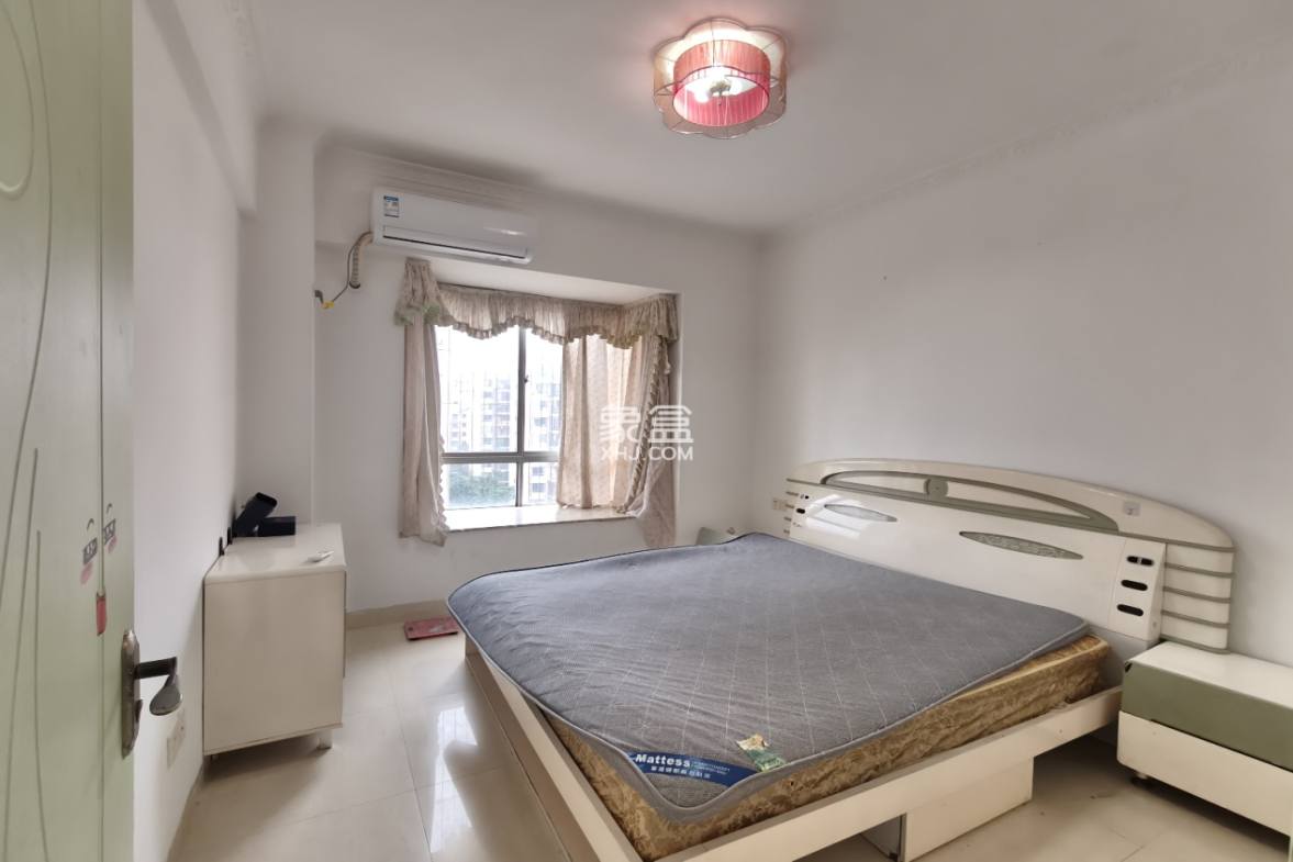 宝源花园 3室2厅1卫 2300.0元/月 宝源花园 3室2厅1卫 2300.0元/月室内图