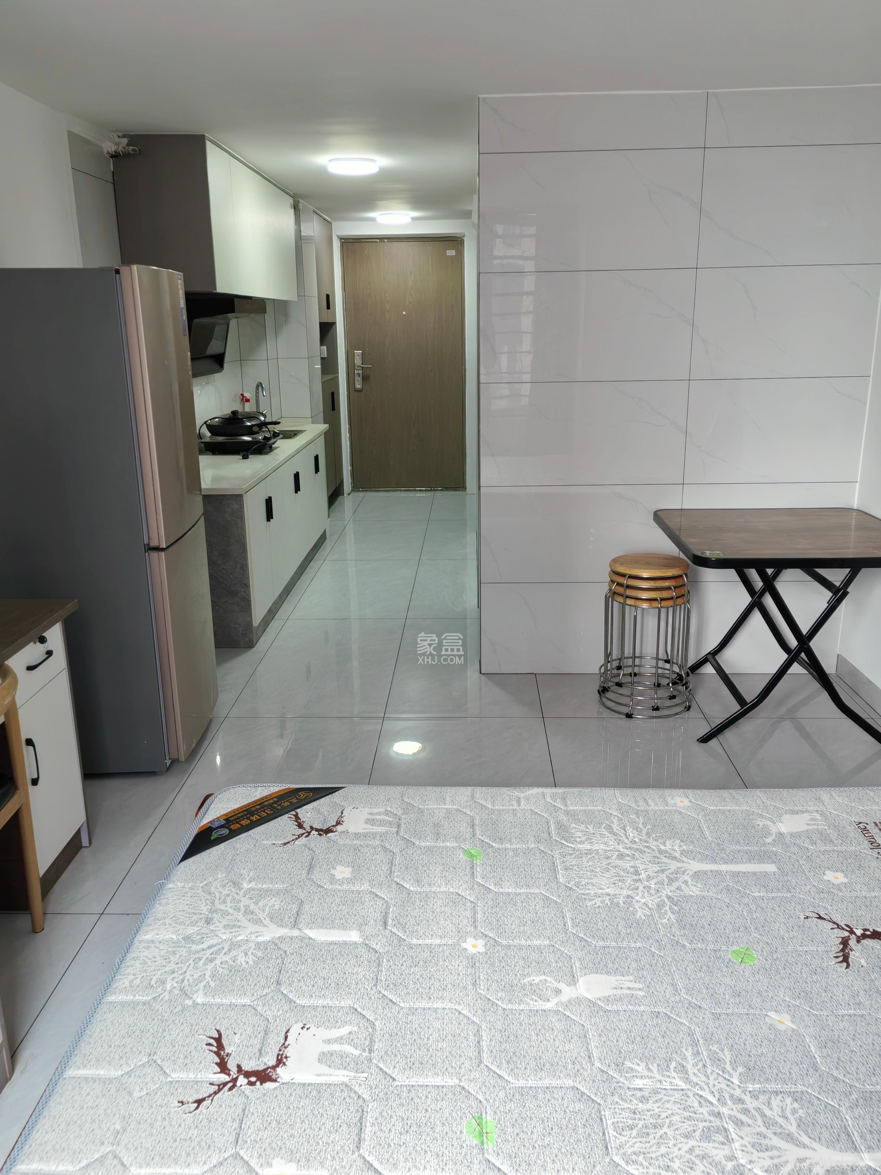 新城悦隽公园  1室0厅0卫    1500.0元/月 新城悦隽公园  1室0厅0卫    1500.0元/月