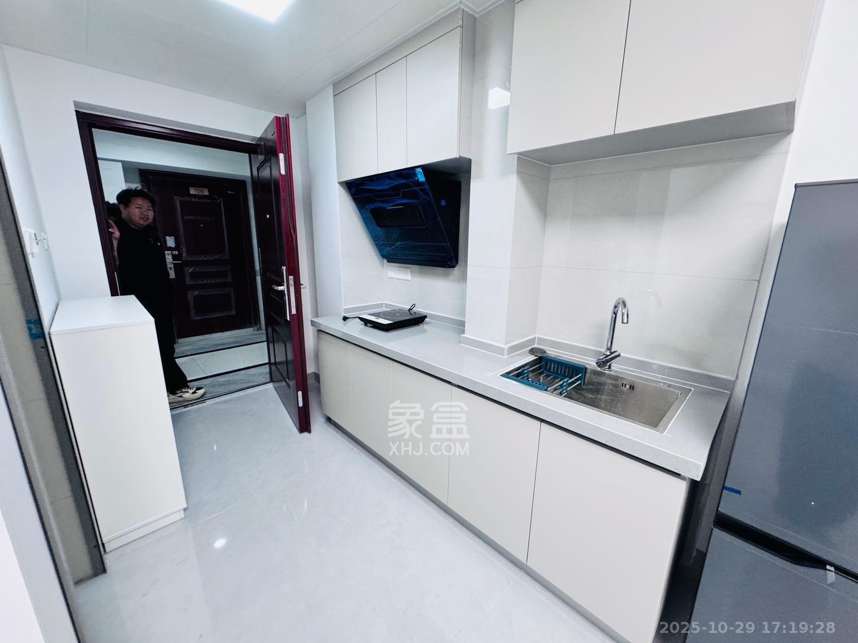 创世纪宫寓 1室1厅1卫 1400.0元/月 创世纪宫寓 1室1厅1卫 1400.0元/月室内图