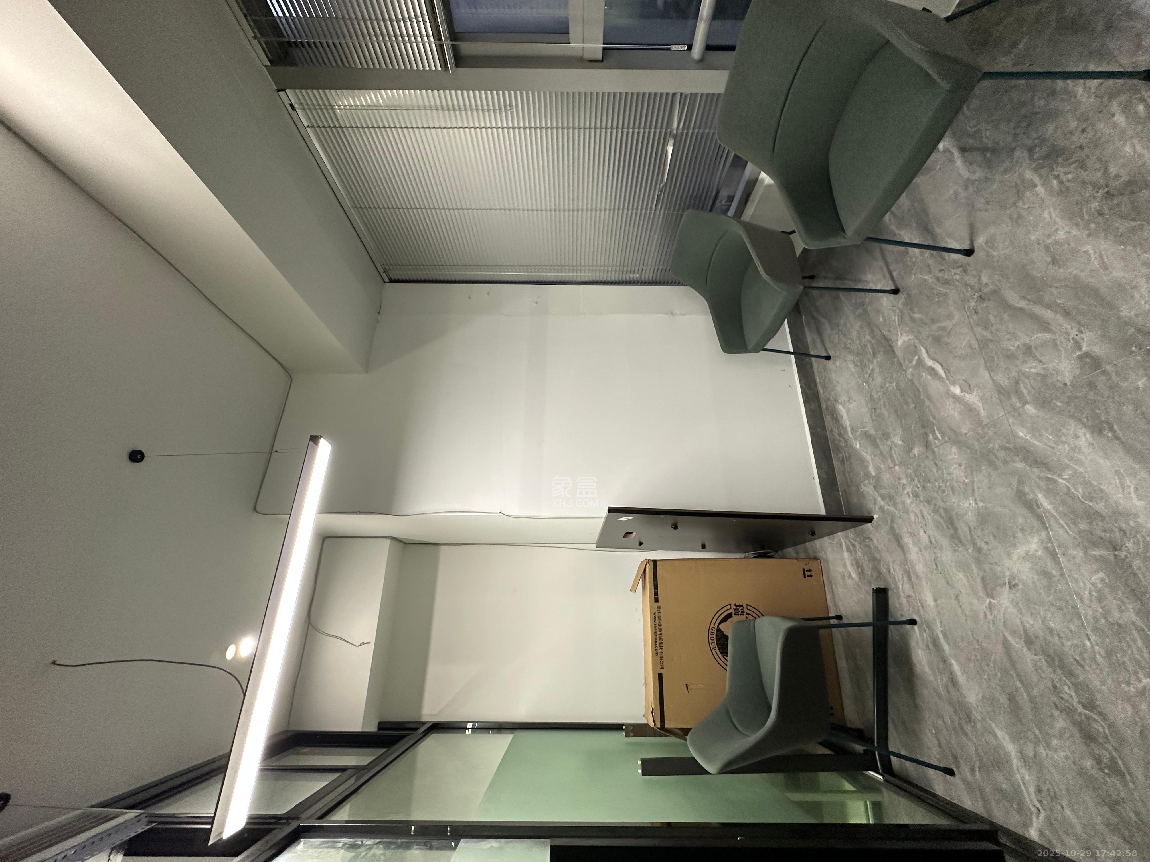 北辰三角洲A3区北辰国荟   130.0㎡      7500.0元/月室内图