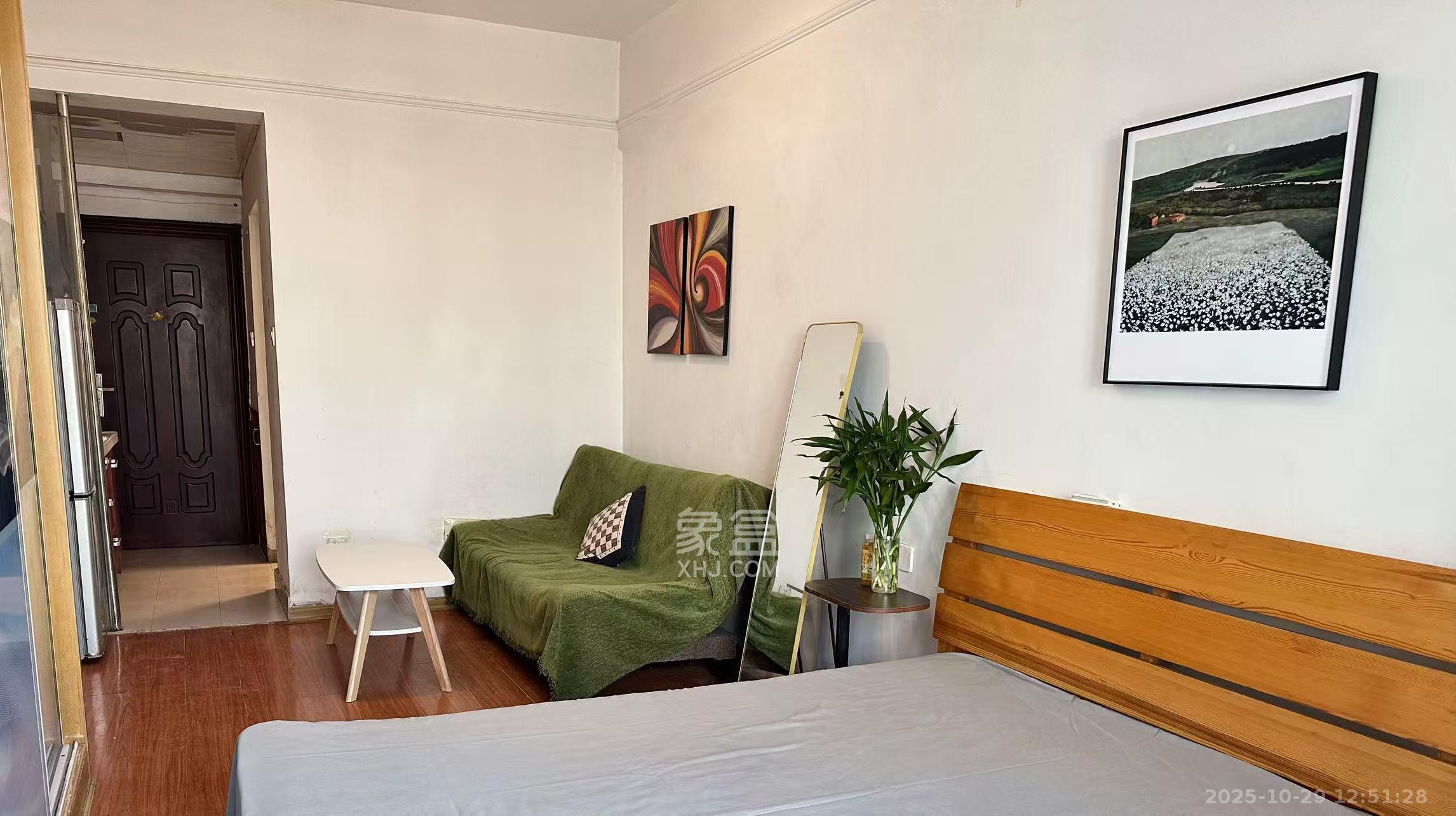 名富公寓  1室1厅1卫    1300.0元/月 名富公寓  1室1厅1卫    1300.0元/月室内图