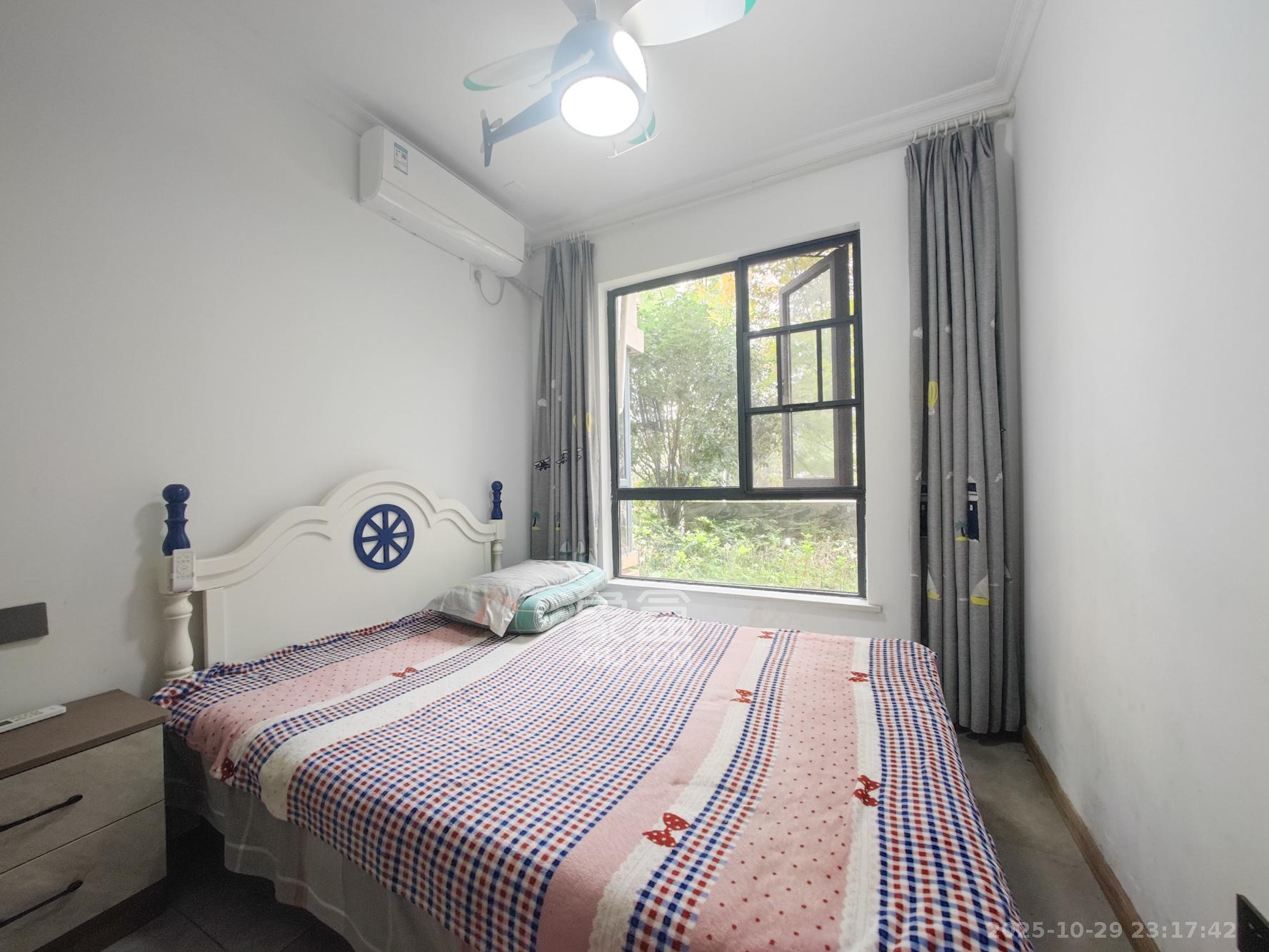 五矿万境蓝山 3室2厅2卫 108.0万 五矿万境蓝山 3室2厅2卫 108.0万卧室