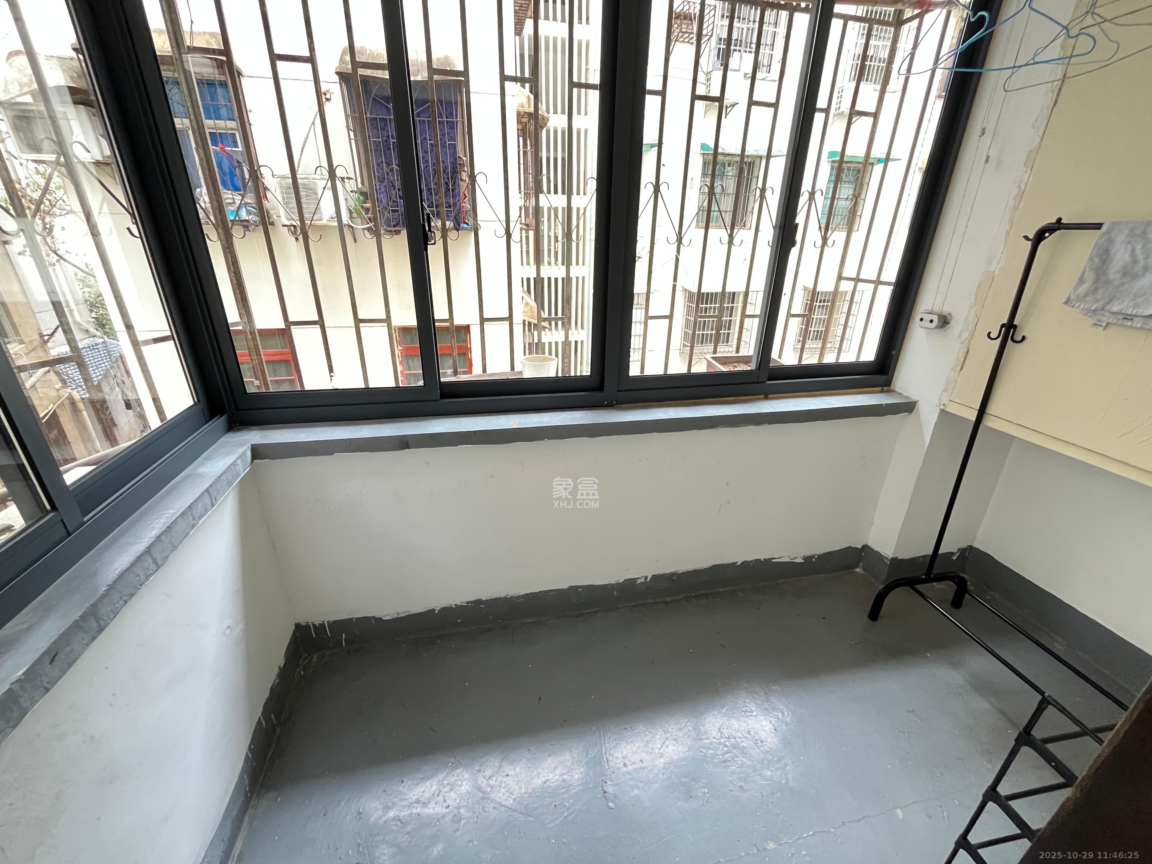 省地质研究所(地科家园) 3室2厅1卫 2000.0元/月 省地质研究所(地科家园) 3室2厅1卫 2000.0元/月室内图