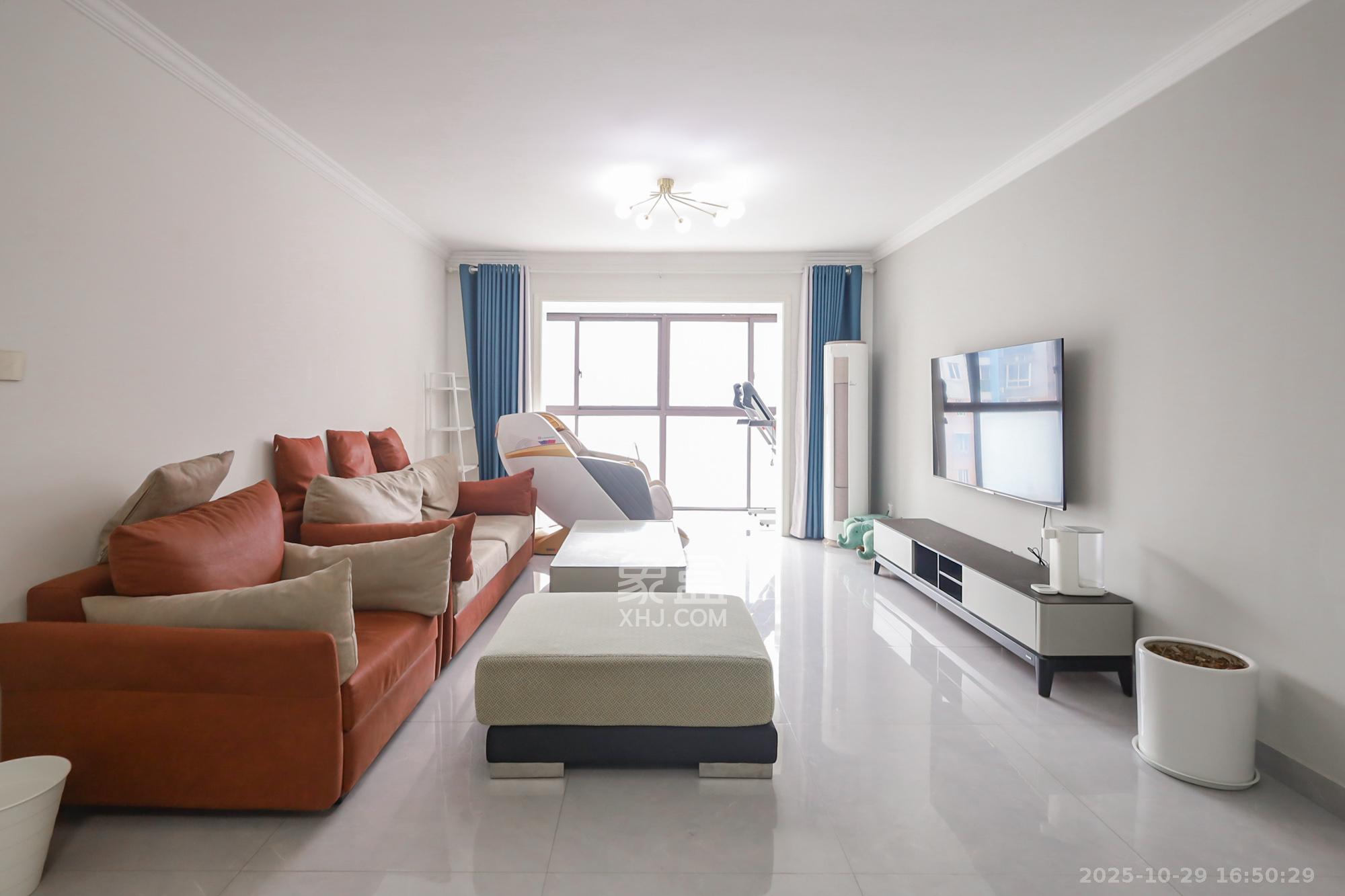 麓江春  3室2厅2卫    120.0万