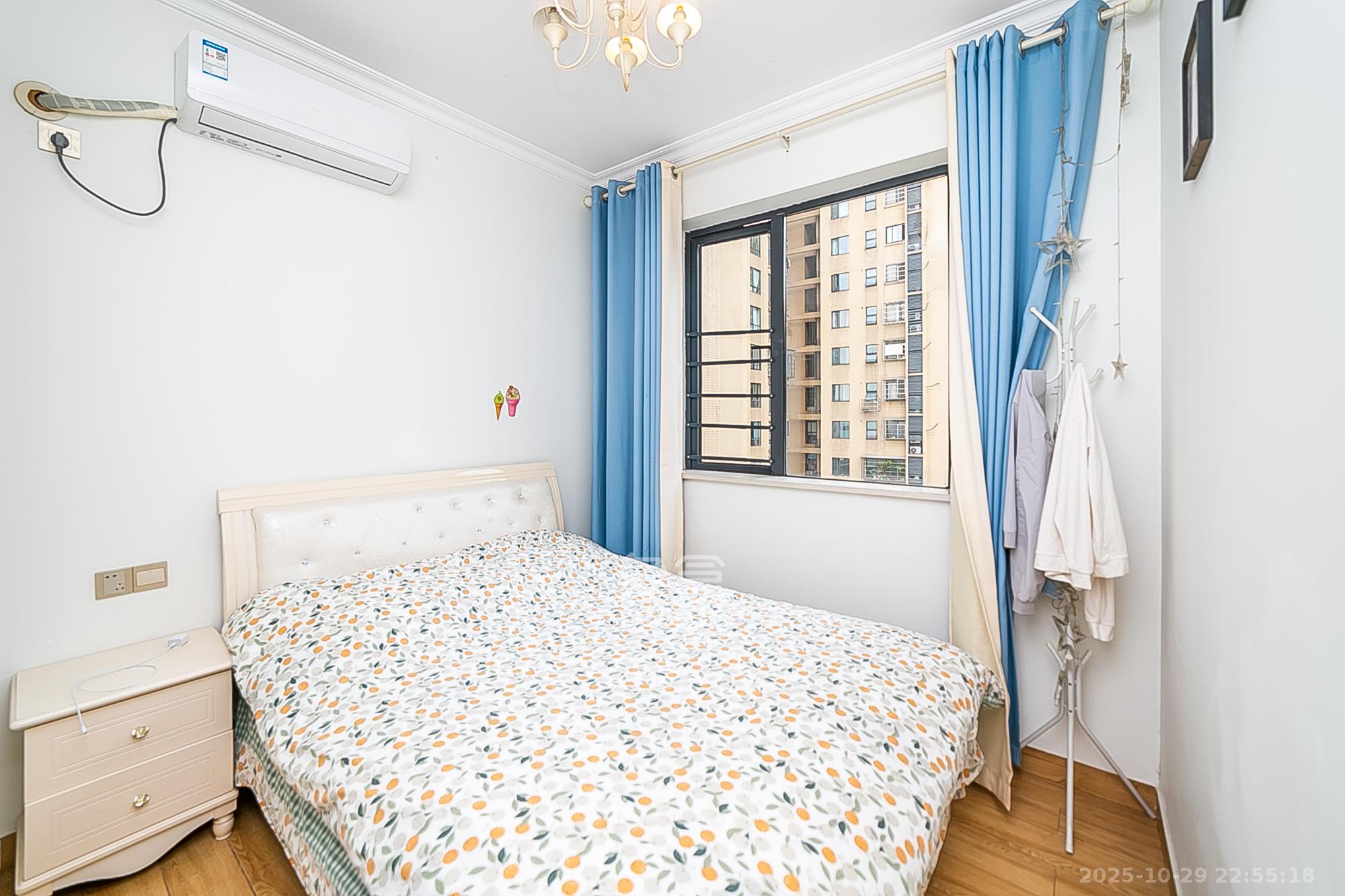 乾城（兴旺乾城）  2室2厅1卫    64.0万卧室