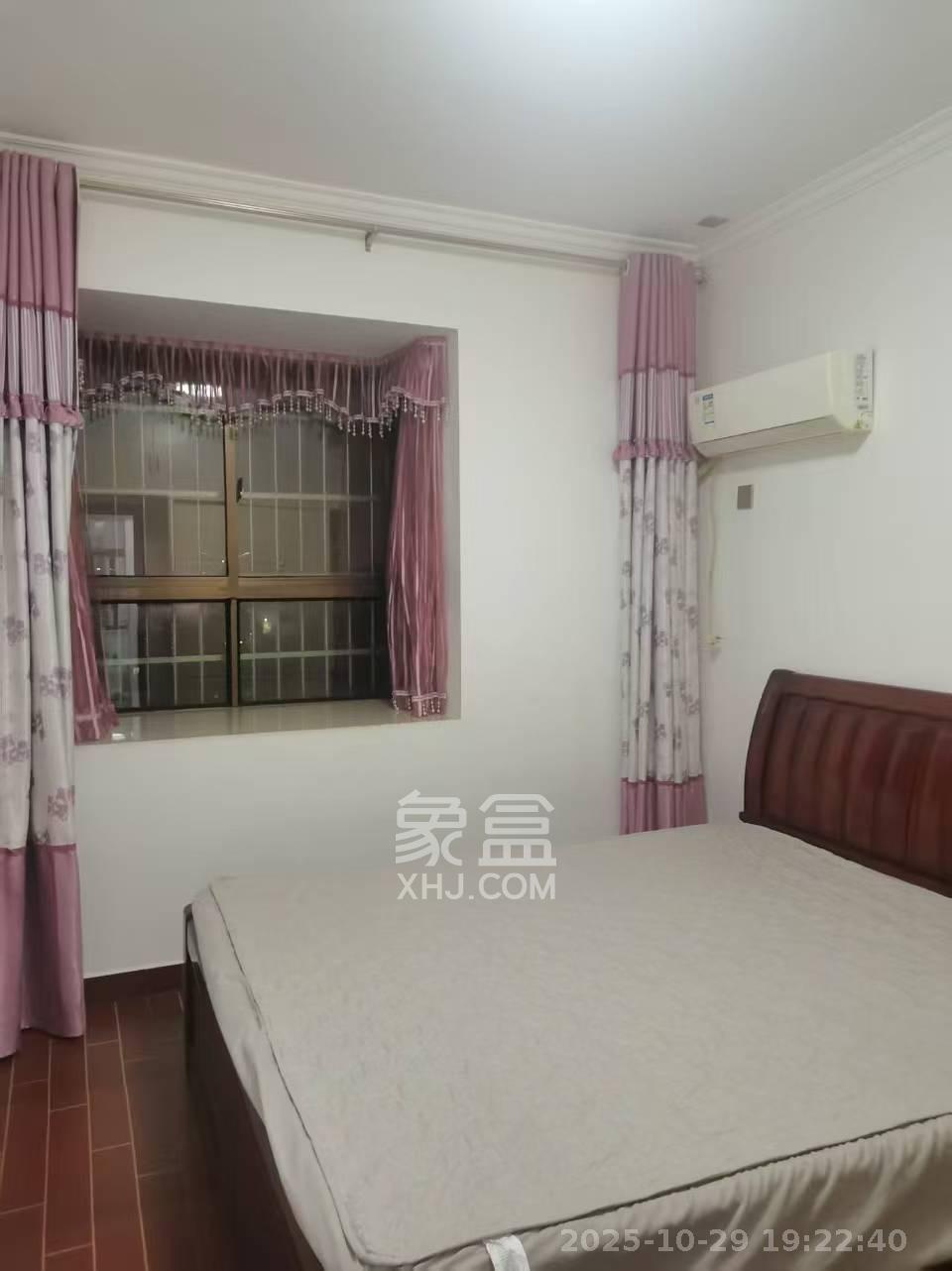 大学城安置小区  2室2厅1卫    1800.0元/月室内图