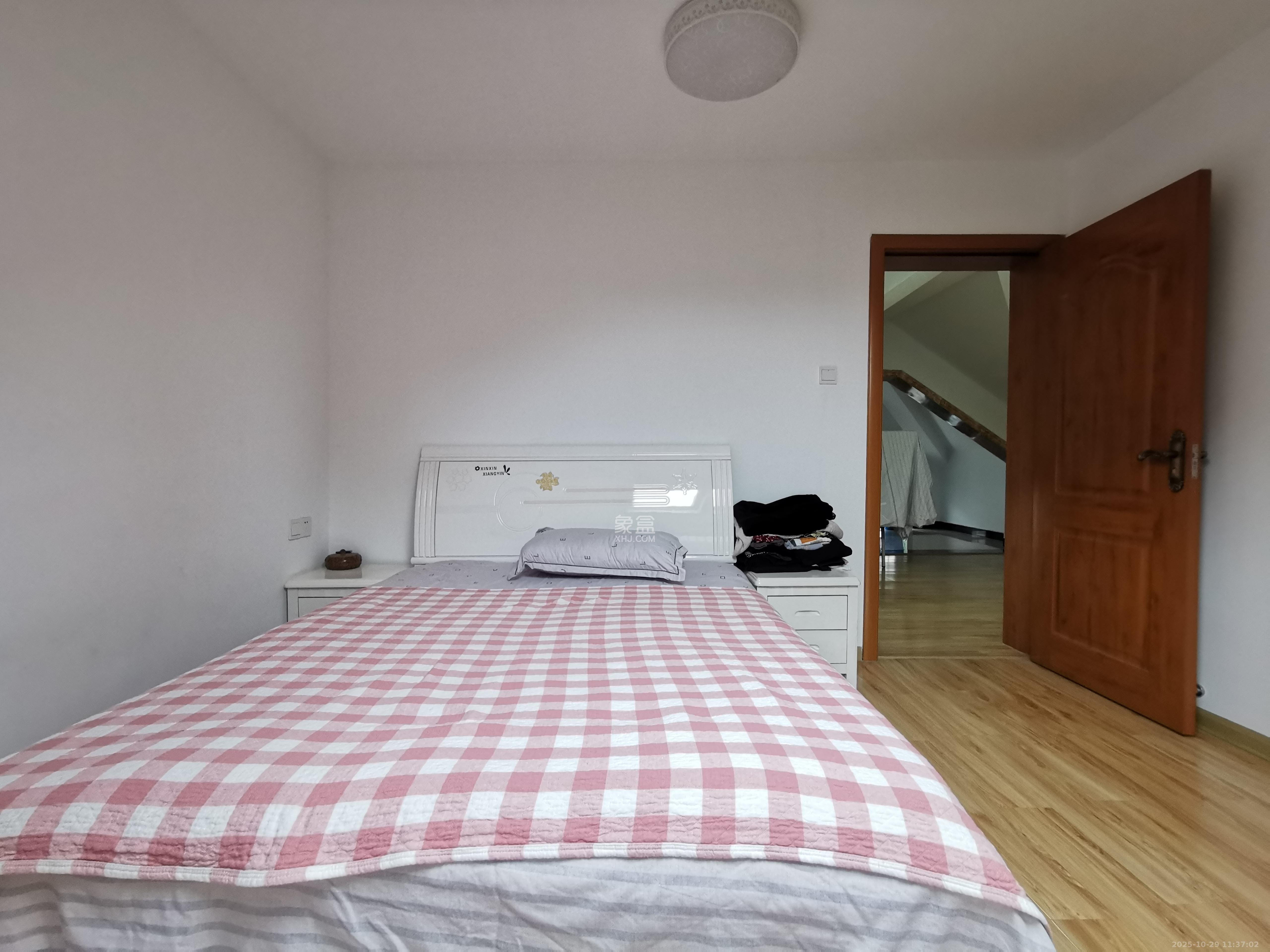 含浦家苑 4室2厅2卫 1680.0元/月 含浦家苑 4室2厅2卫 1680.0元/月室内图