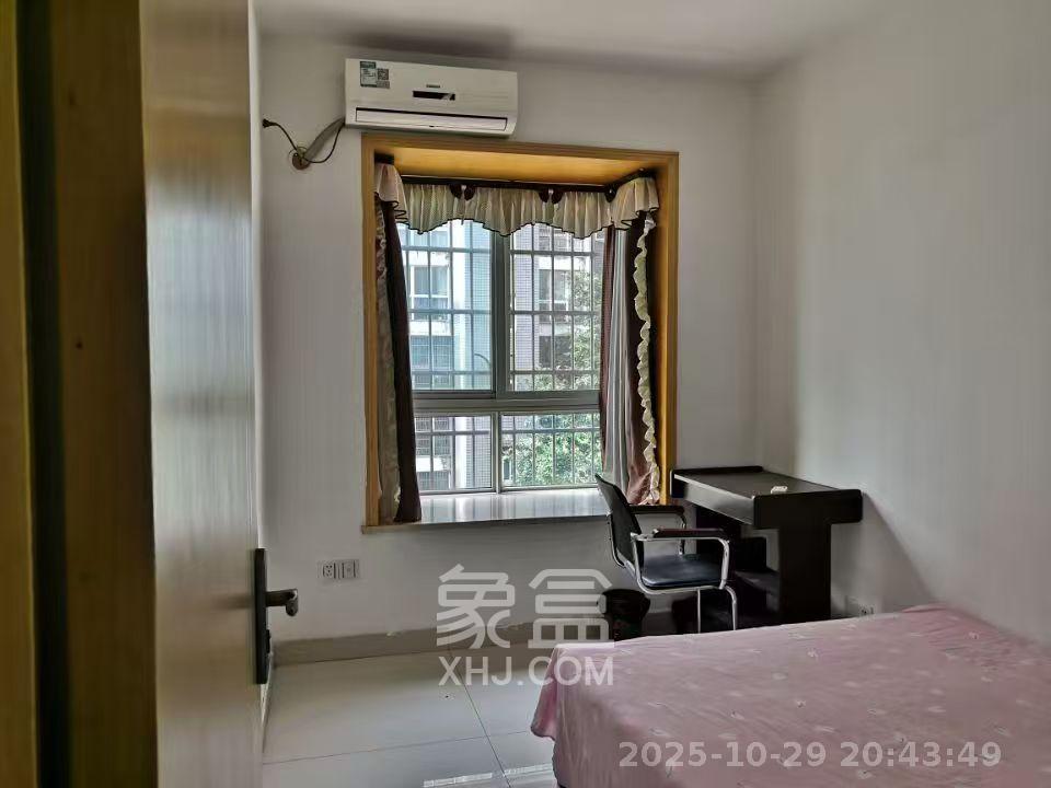 生活艺术城  3室2厅2卫    2300.0元/月室内图