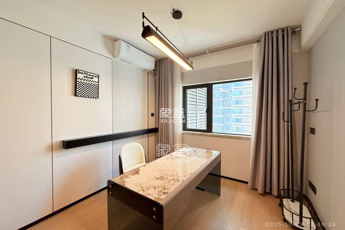 万科里金域国际  1室0厅0卫    7500.0元/月 万科里金域国际  1室0厅0卫    7500.0元/月室内图