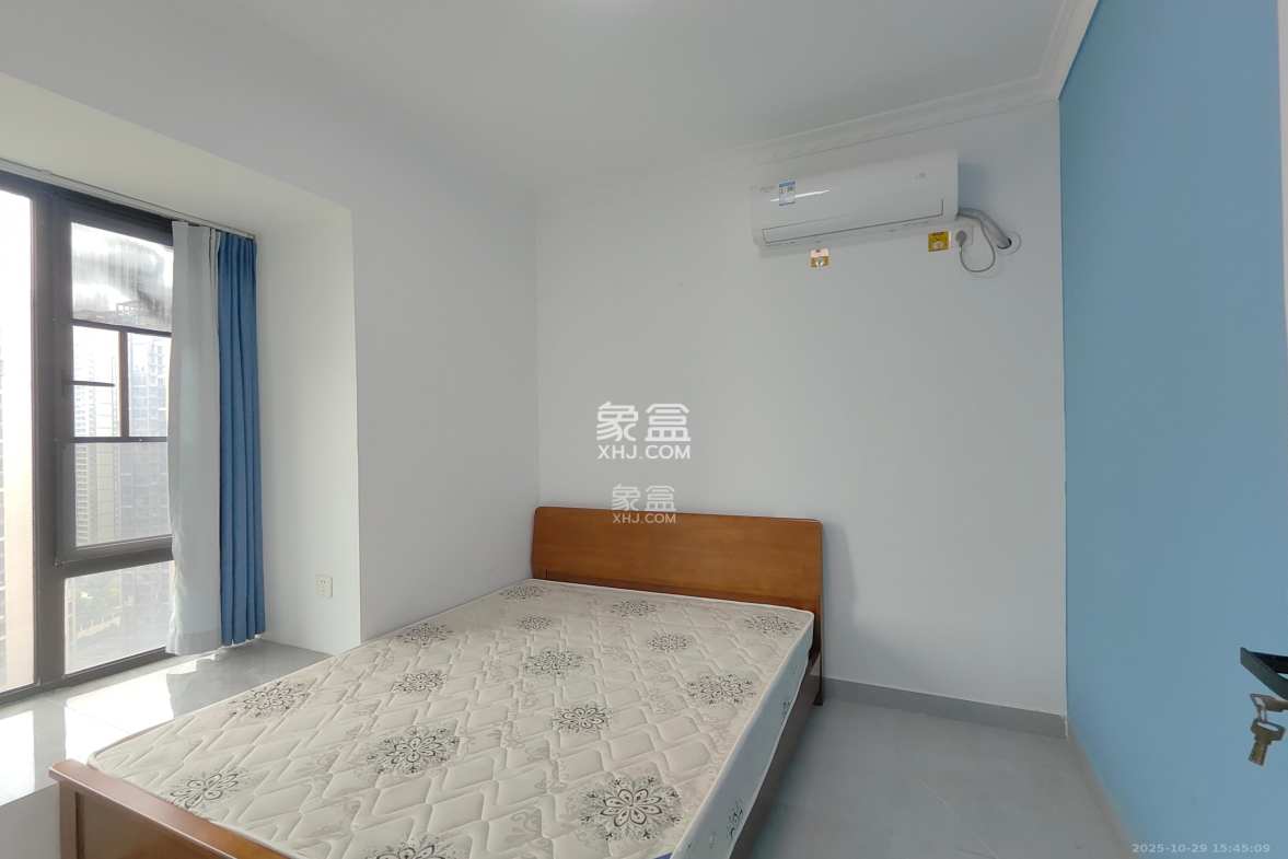 长燃润和天地(长润小区印湘江)  4室2厅2卫    2400.0元/月 长燃润和天地(长润小区印湘江)  4室2厅2卫    2400.0元/月室内图