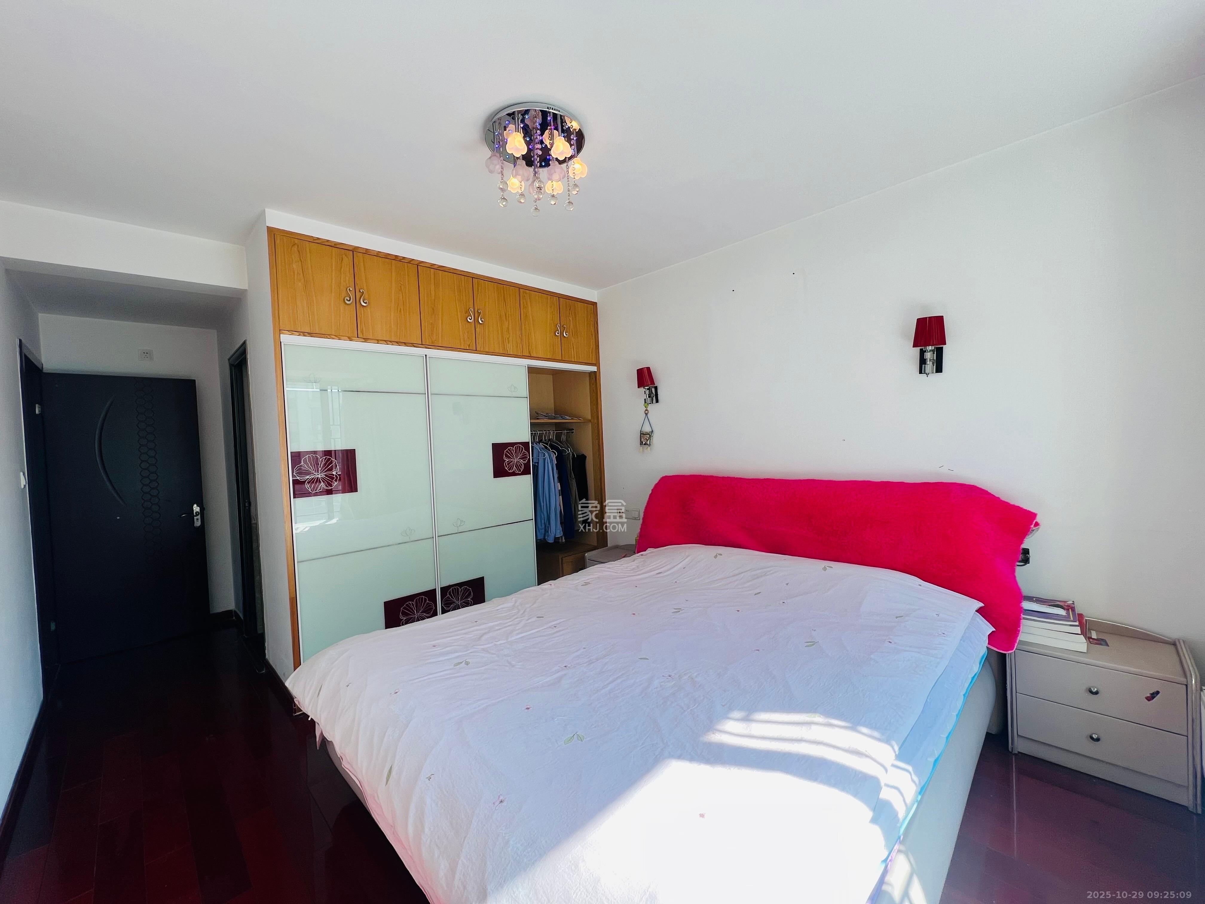 西子花苑 3室2厅2卫 3000.0元/月 西子花苑 3室2厅2卫 3000.0元/月室内图