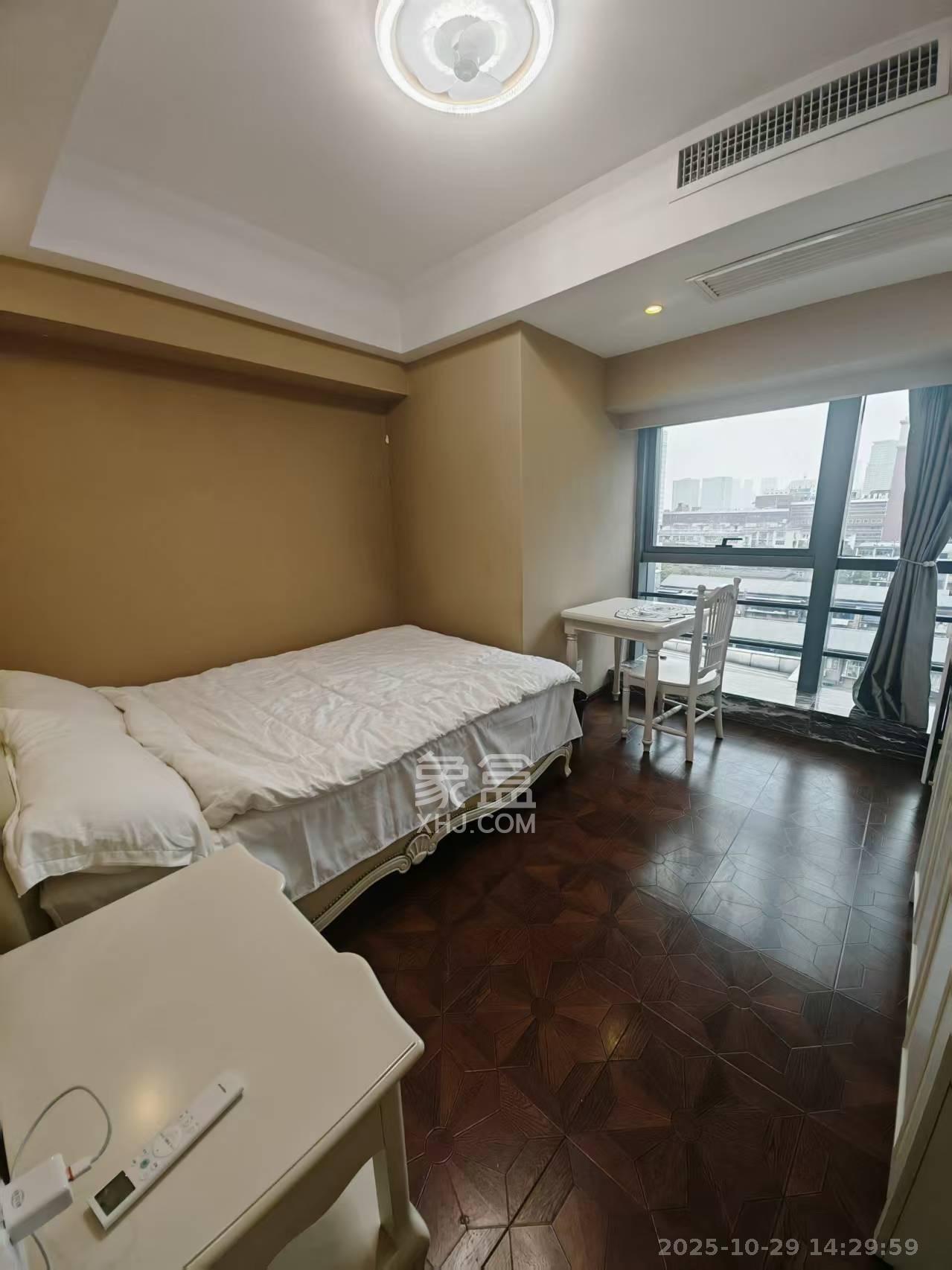 泊富公寓(泊富国际广场)  2室2厅1卫    3500.0元/月 泊富公寓(泊富国际广场)  2室2厅1卫    3500.0元/月室内图