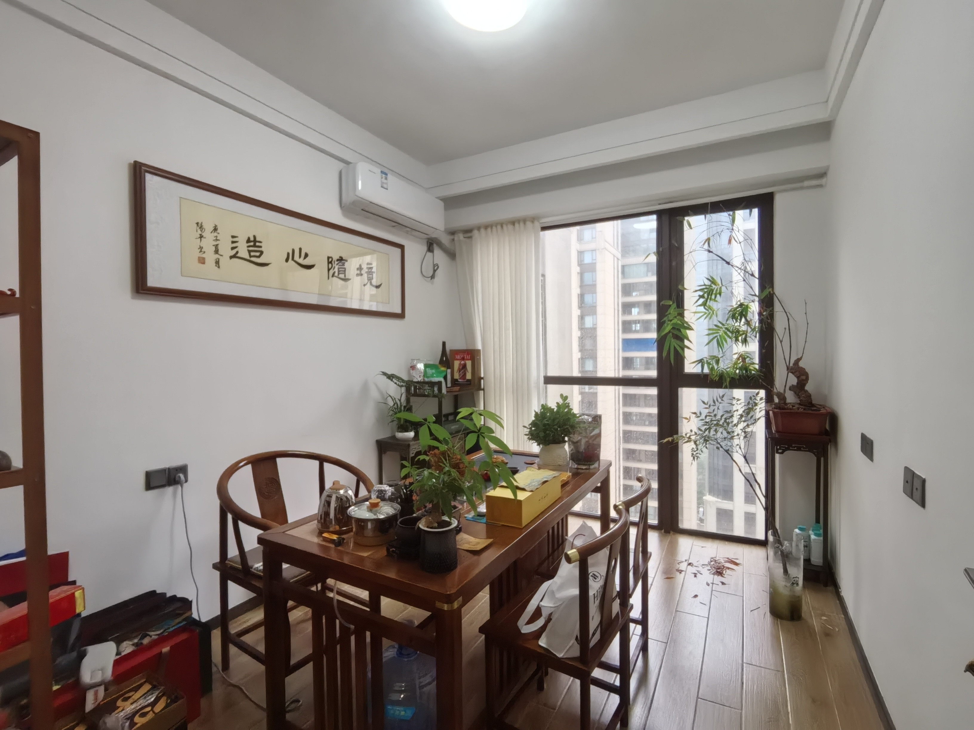 海航豪庭南苑  3室2厅2卫    4200.0元/月室内图