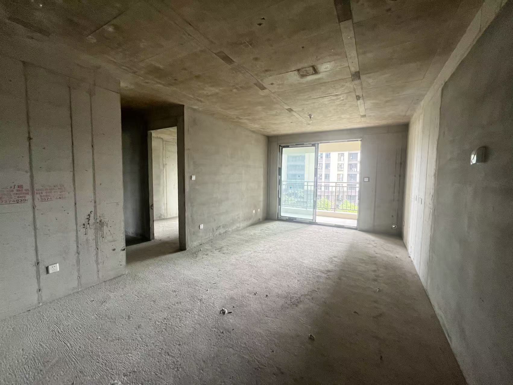 荣盛中央御府  3室2厅2卫    52.2万室内图