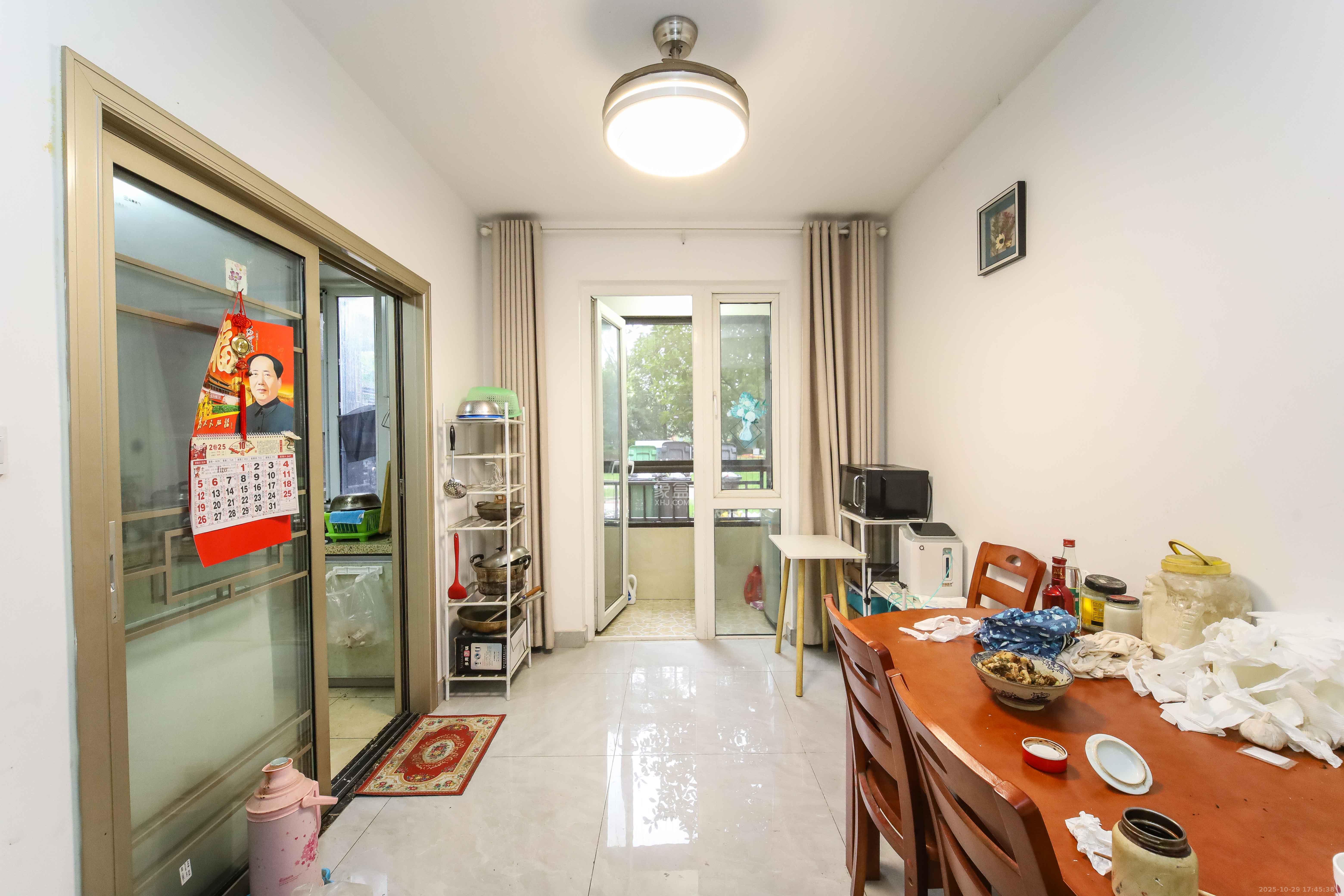 金地格林公馆  3室2厅2卫    110.0万 金地格林公馆  3室2厅2卫    110.0万客厅