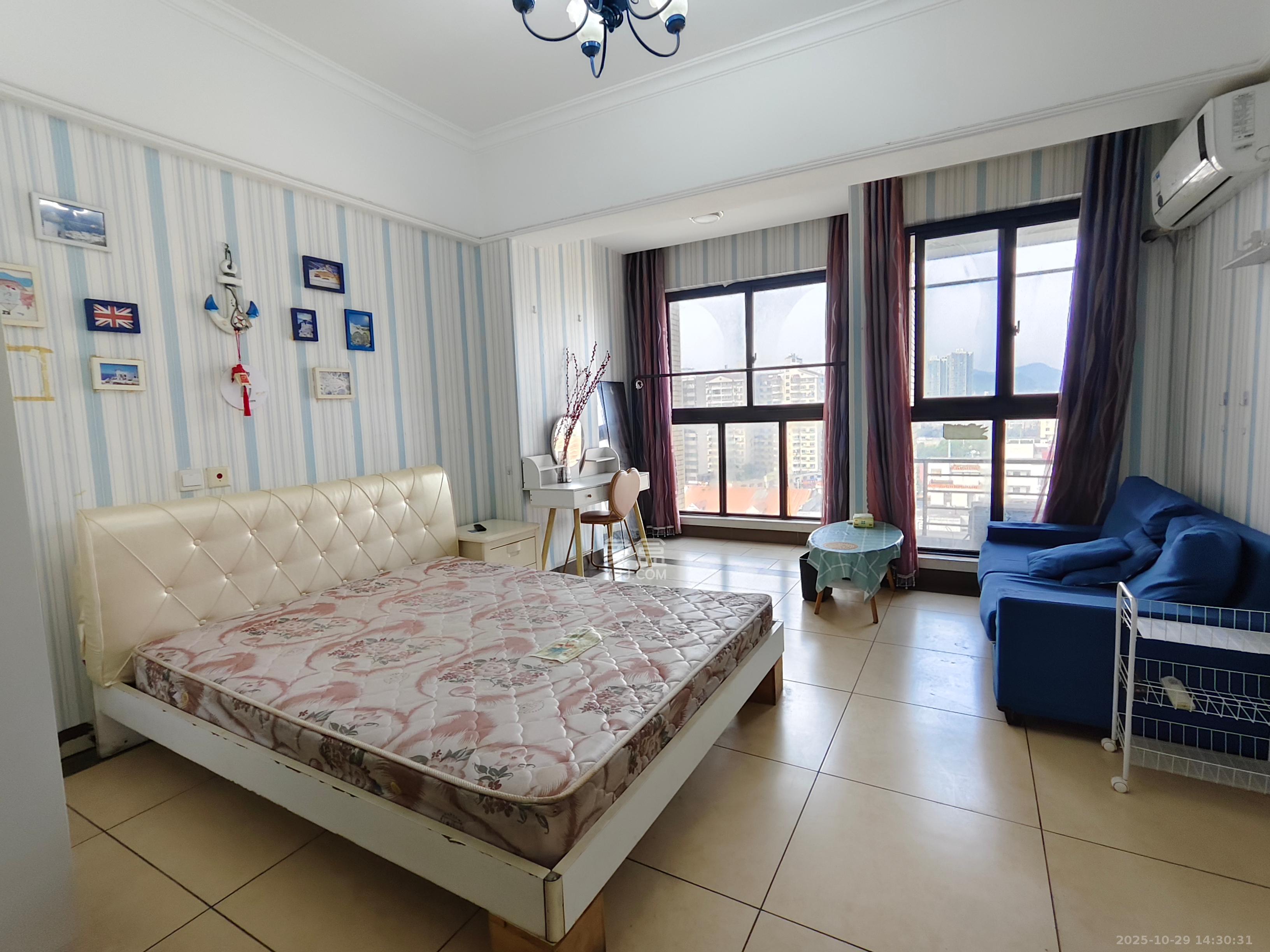 嘉汇公馆  1室1厅1卫    1300.0元/月 嘉汇公馆  1室1厅1卫    1300.0元/月室内图