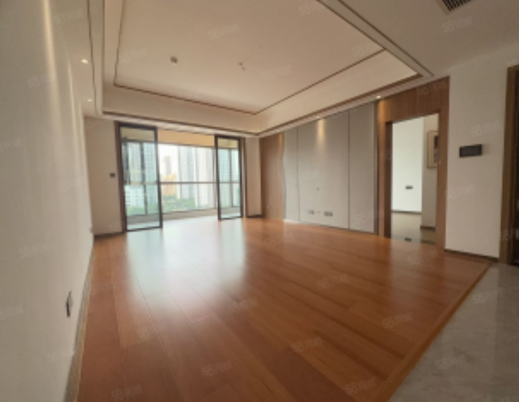 海航豪庭南苑  3室2厅2卫    5500.0元/月室内图