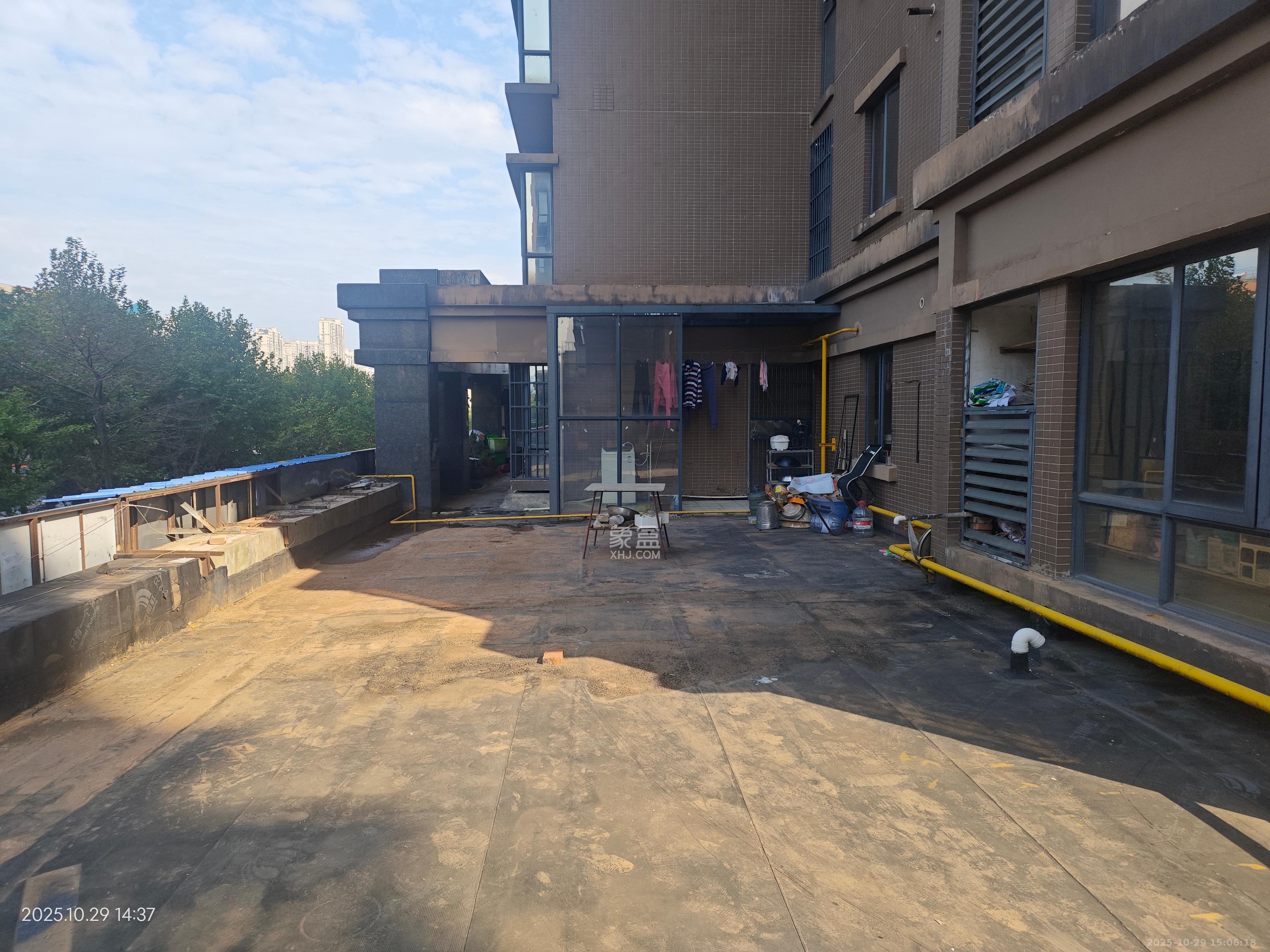 深业睿城  1室1厅1卫    1450.0元/月 深业睿城  1室1厅1卫    1450.0元/月室内图