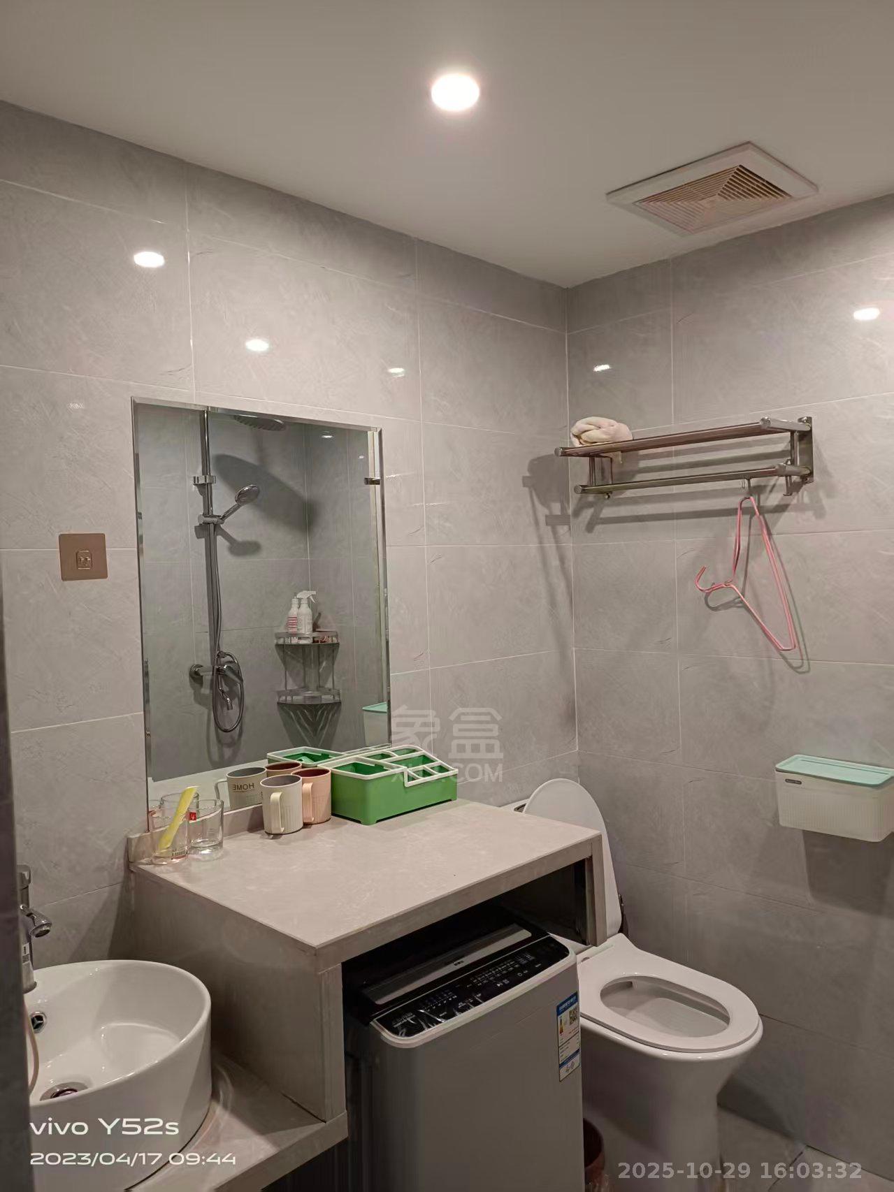 米兰公馆  1室1厅1卫    1300.0元/月 米兰公馆  1室1厅1卫    1300.0元/月室内图